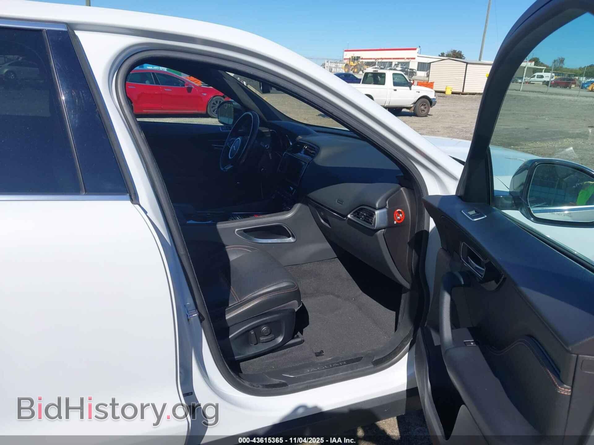 2017 JAGUAR F-PACE - VIN: SADCK2BV3HA075796 - Фото 5