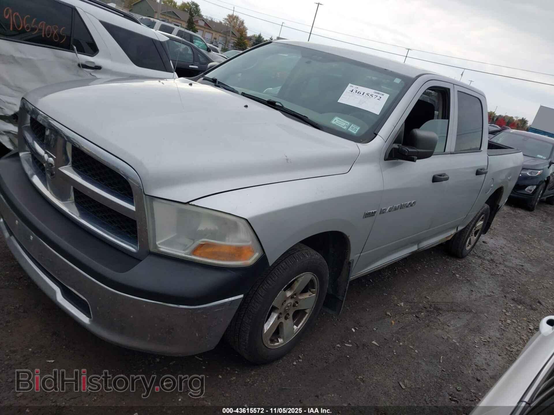 2011 RAM RAM 1500 - VIN: 1D7RV1CT5BS655501 - Фото 2