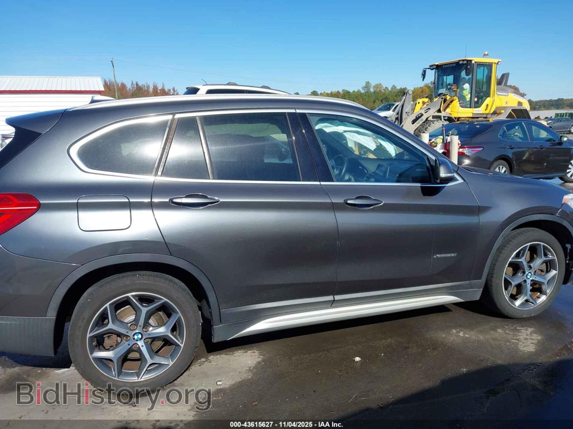 2018 BMW X1 - VIN: WBXHT3C32J5F88575 - Фото 13