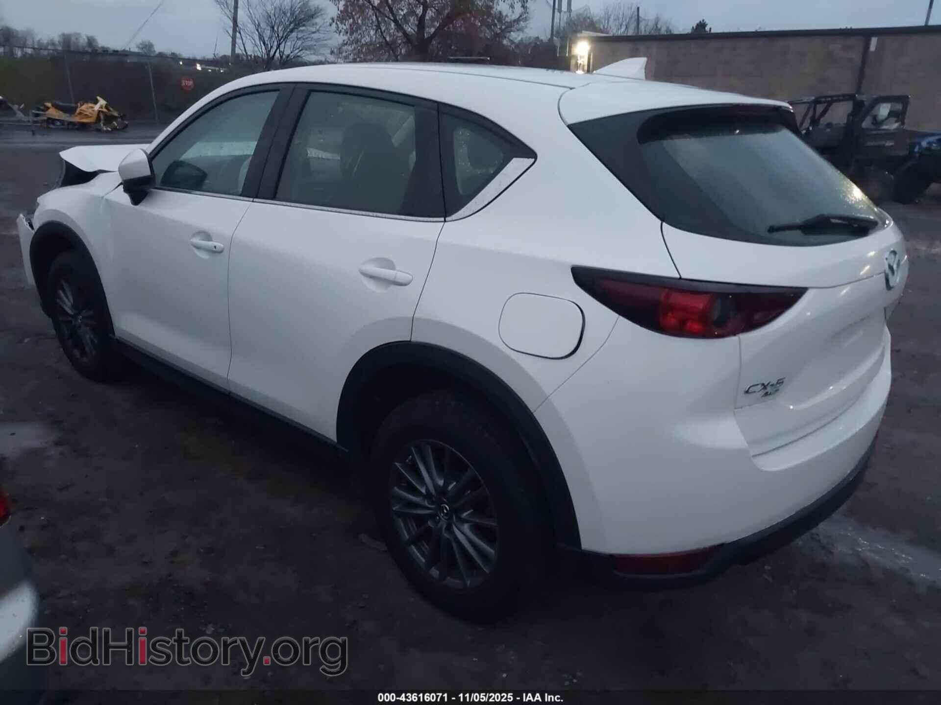 2017 MAZDA CX-5 - VIN: JM3KFBBL4H0164767 - Фото 3