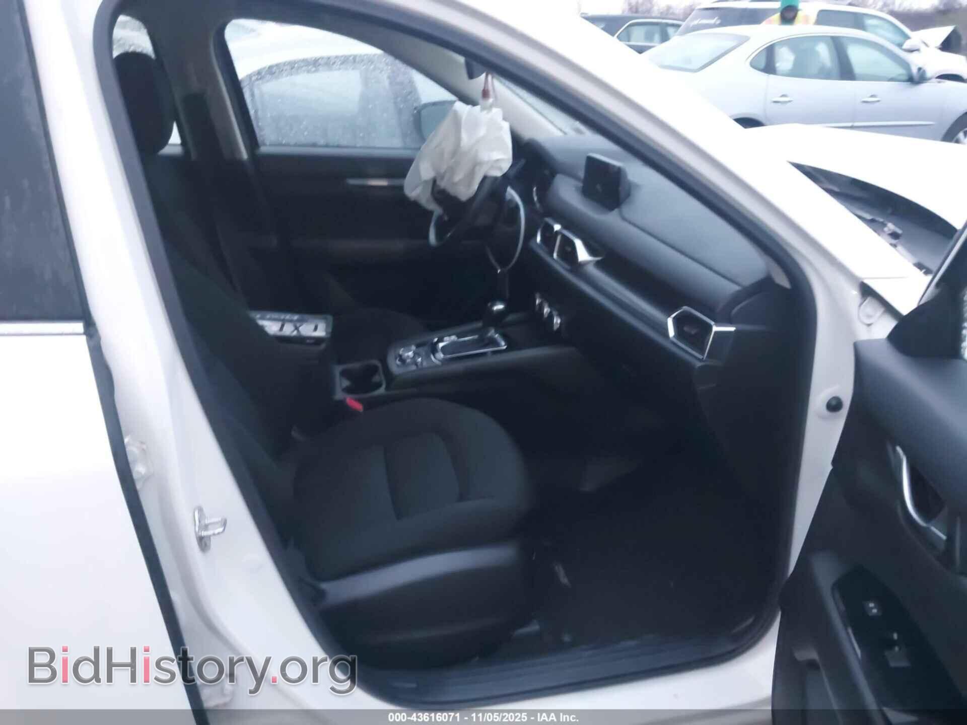 2017 MAZDA CX-5 - VIN: JM3KFBBL4H0164767 - Фото 5