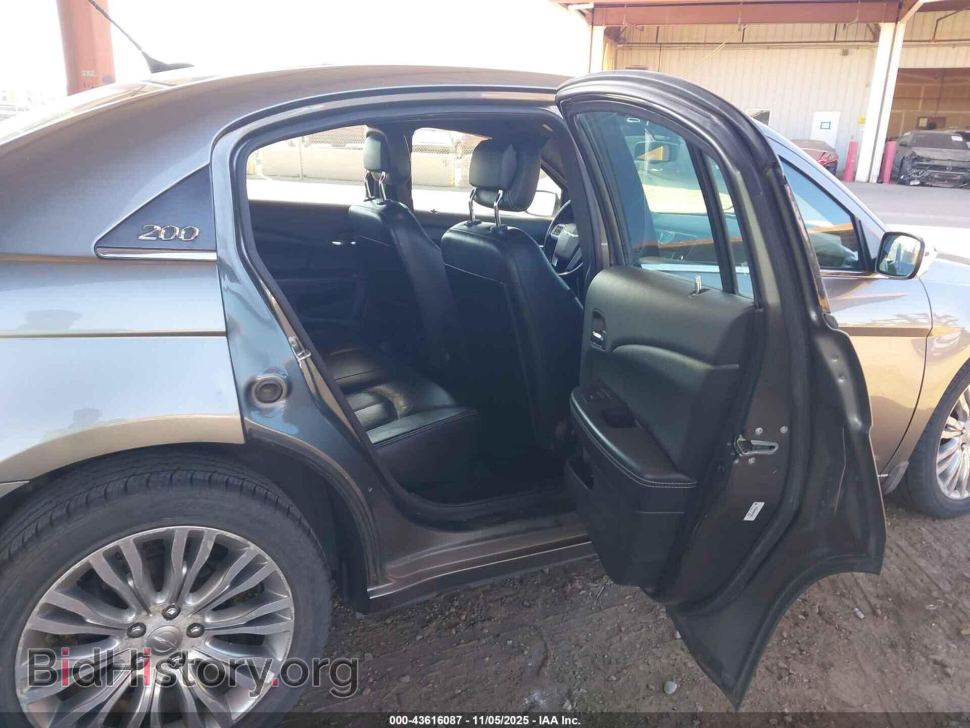 2012 CHRYSLER 200 - VIN: 1C3CCBCB5CN330158 - Фото 8