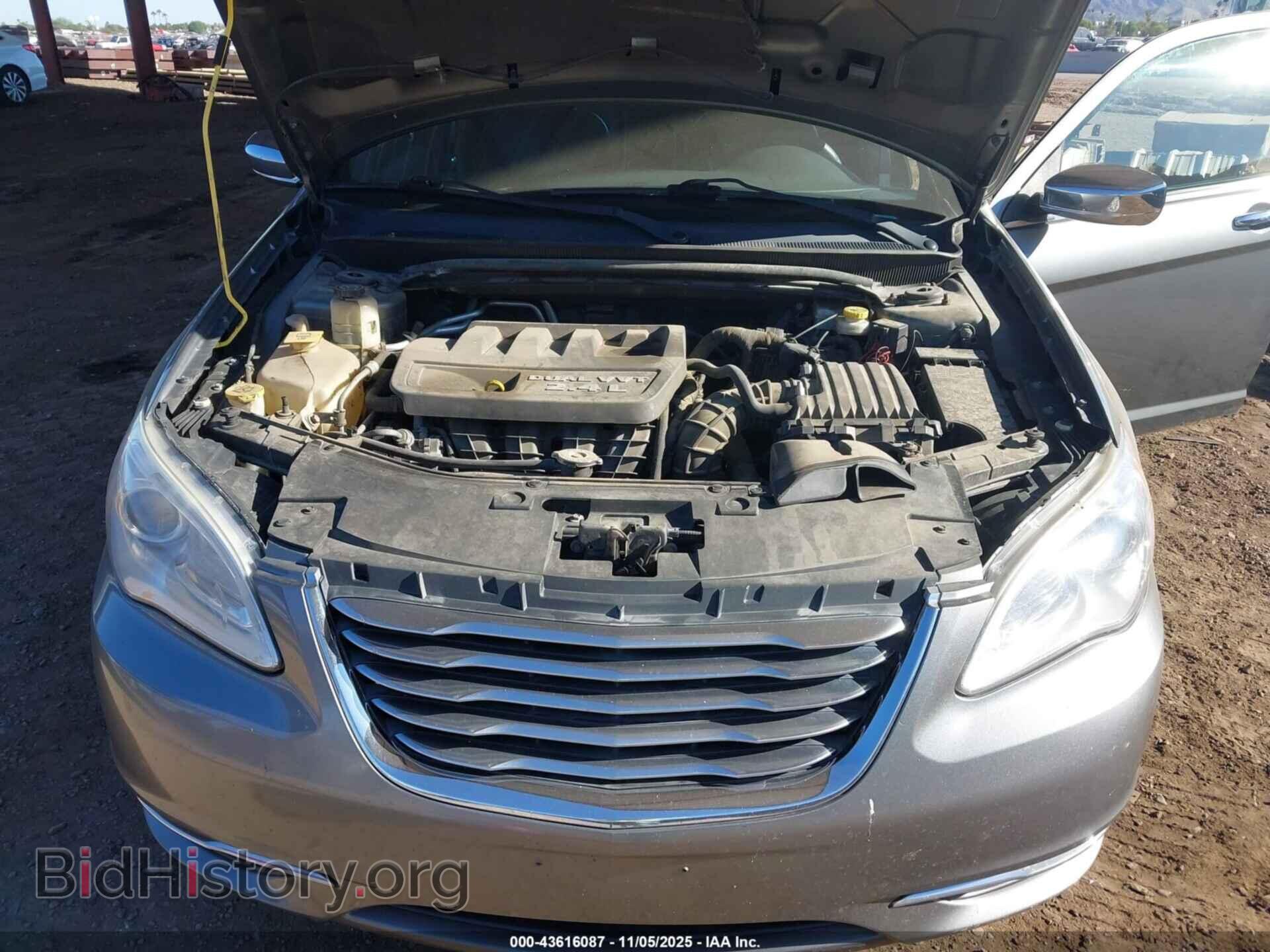 2012 CHRYSLER 200 - VIN: 1C3CCBCB5CN330158 - Фото 10