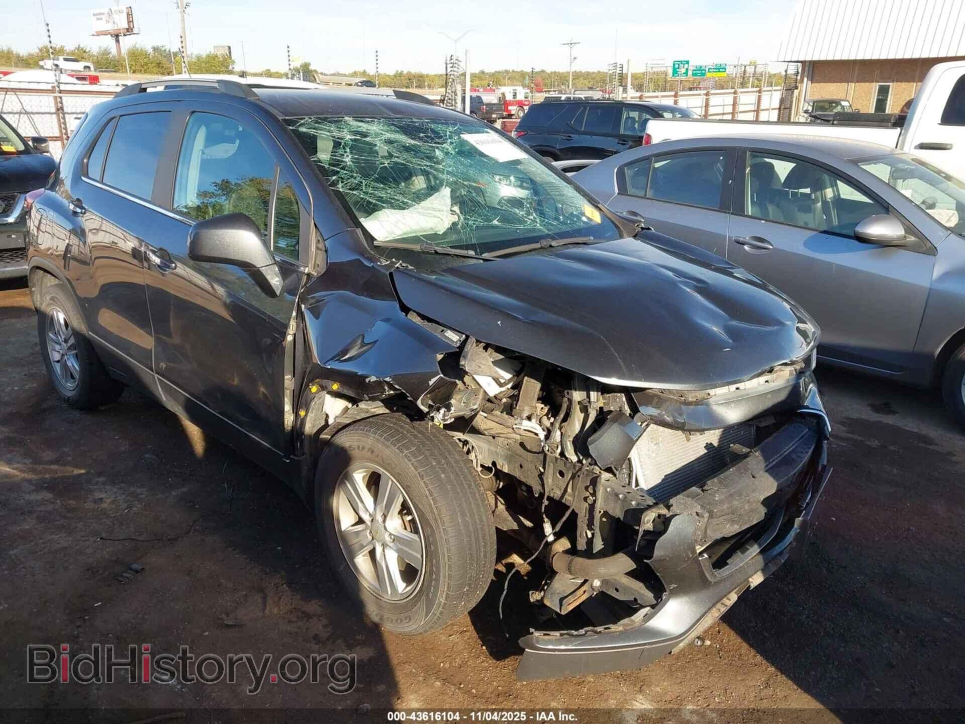 Фотография KL7CJLSB7JB708050 - CHEVROLET TRAX 2018