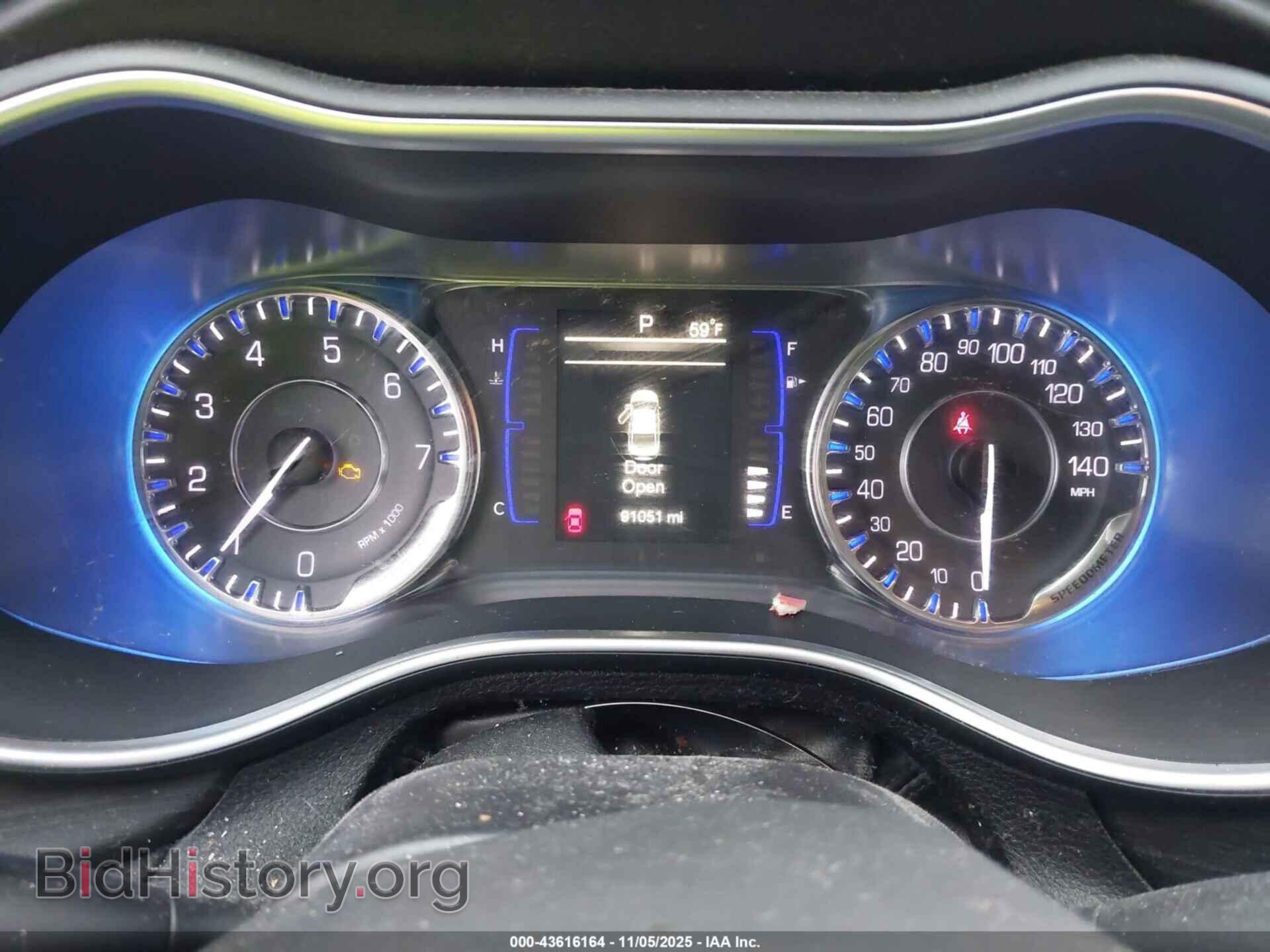2017 CHRYSLER 200 - VIN: 1C3CCCAB5HN500051 - Фото 7