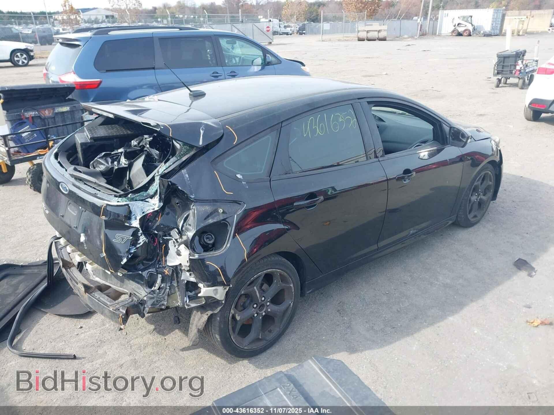 2017 FORD FOCUS ST - VIN: 1FADP3L99HL242441 - Фото 4