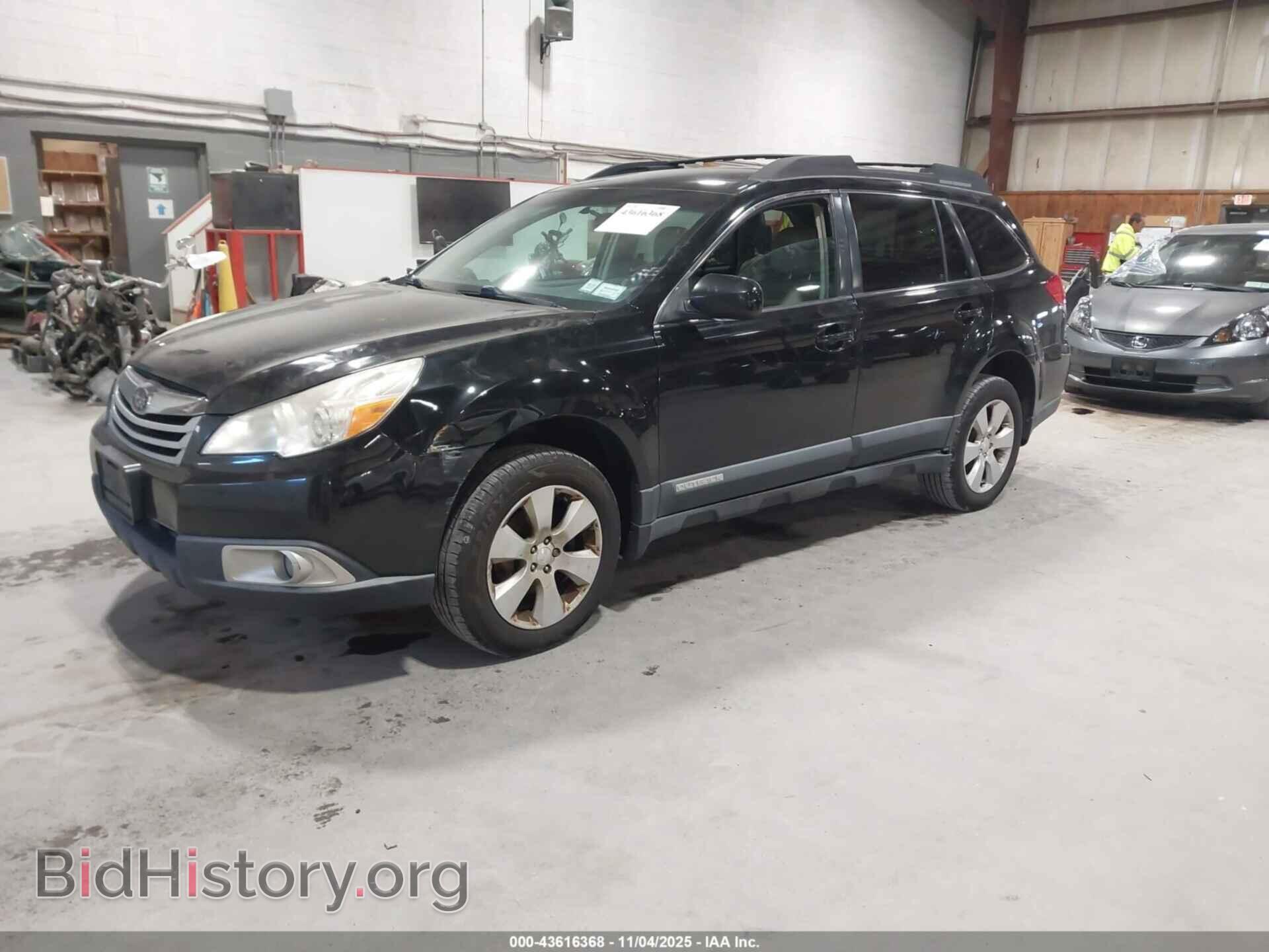 2011 SUBARU OUTBACK - VIN: 4S4BRBCC1B3345552 - Фото 2