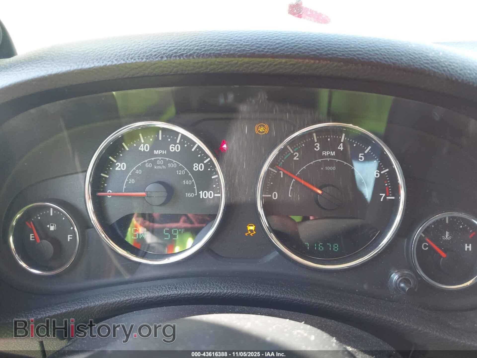 2011 JEEP WRANGLER - VIN: 1J4AA5D17BL592459 - Фото 7