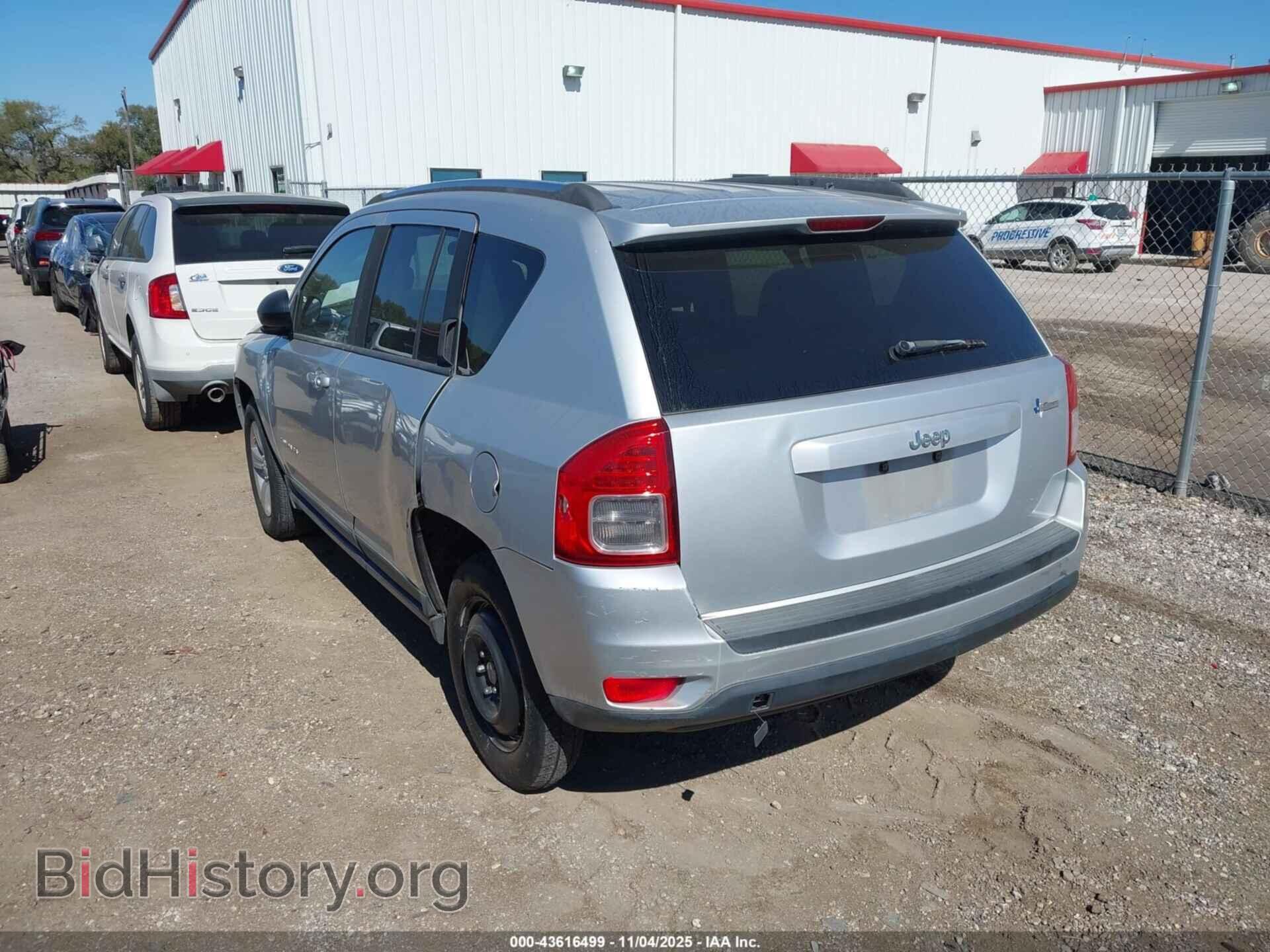 2011 JEEP COMPASS - VIN: 1J4NT1FB2BD235730 - Photo 3