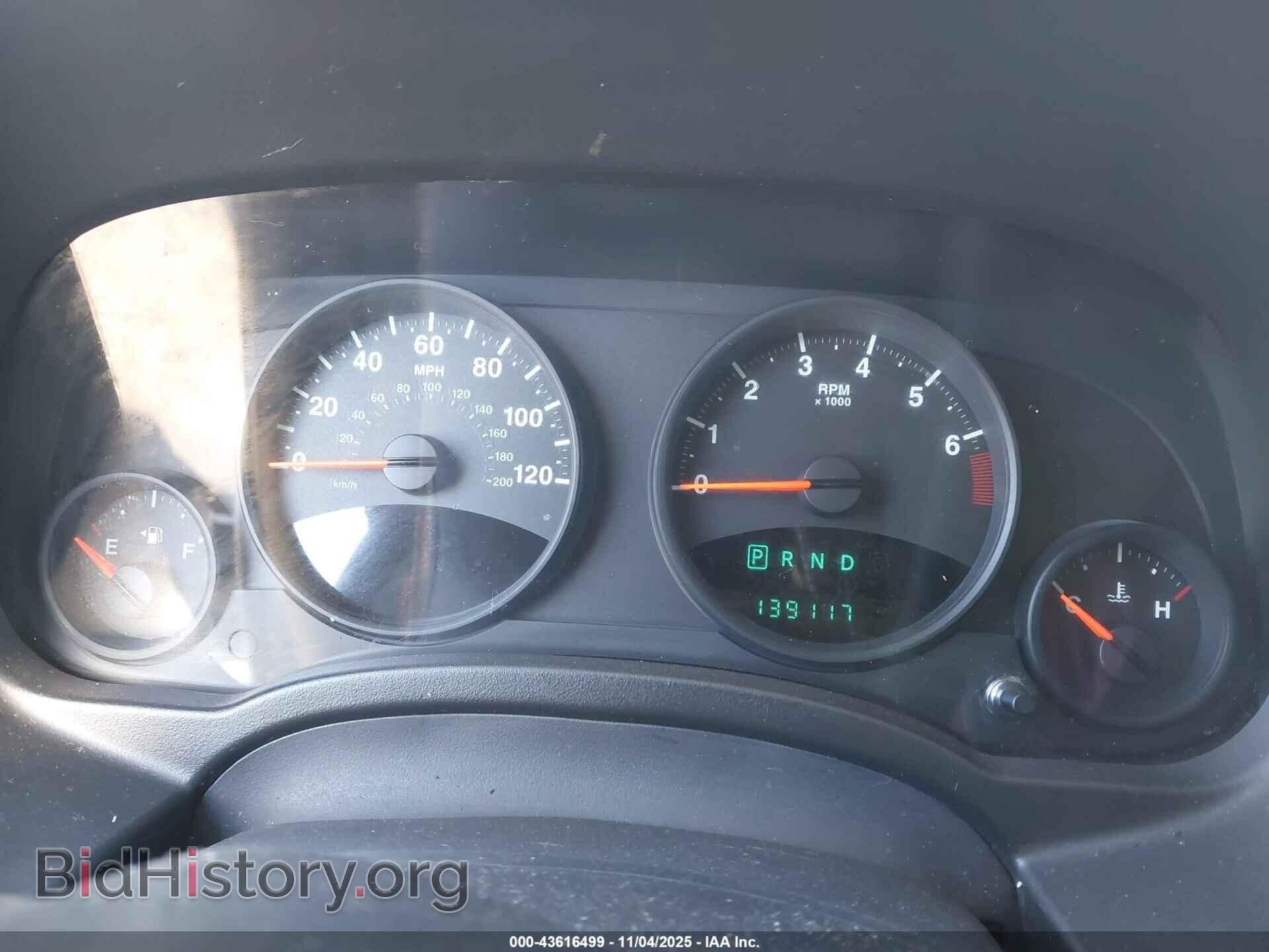 2011 JEEP COMPASS - VIN: 1J4NT1FB2BD235730 - Photo 7