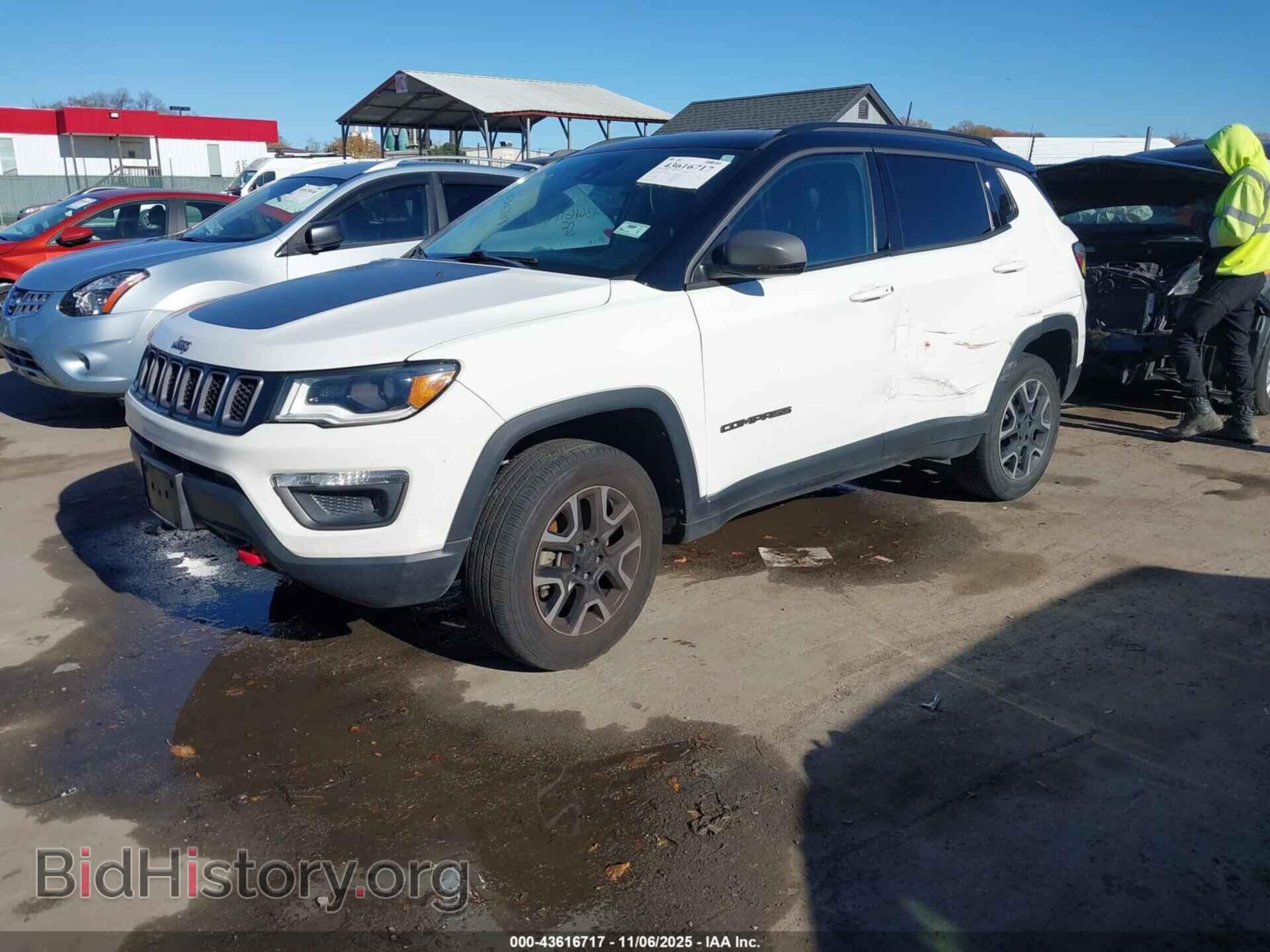 2019 JEEP COMPASS - VIN: 3C4NJDDB9KT727827 - Фото 2