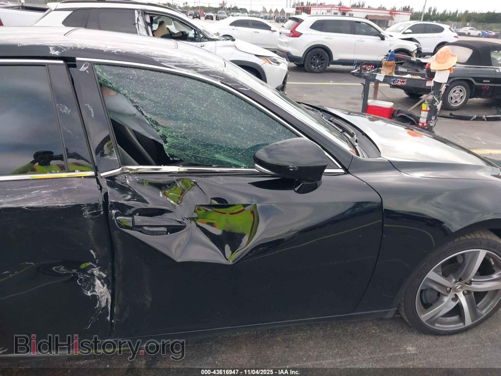 2020 LEXUS IS 300 - VIN: JTHDA1D28L5107464 - Photo 5