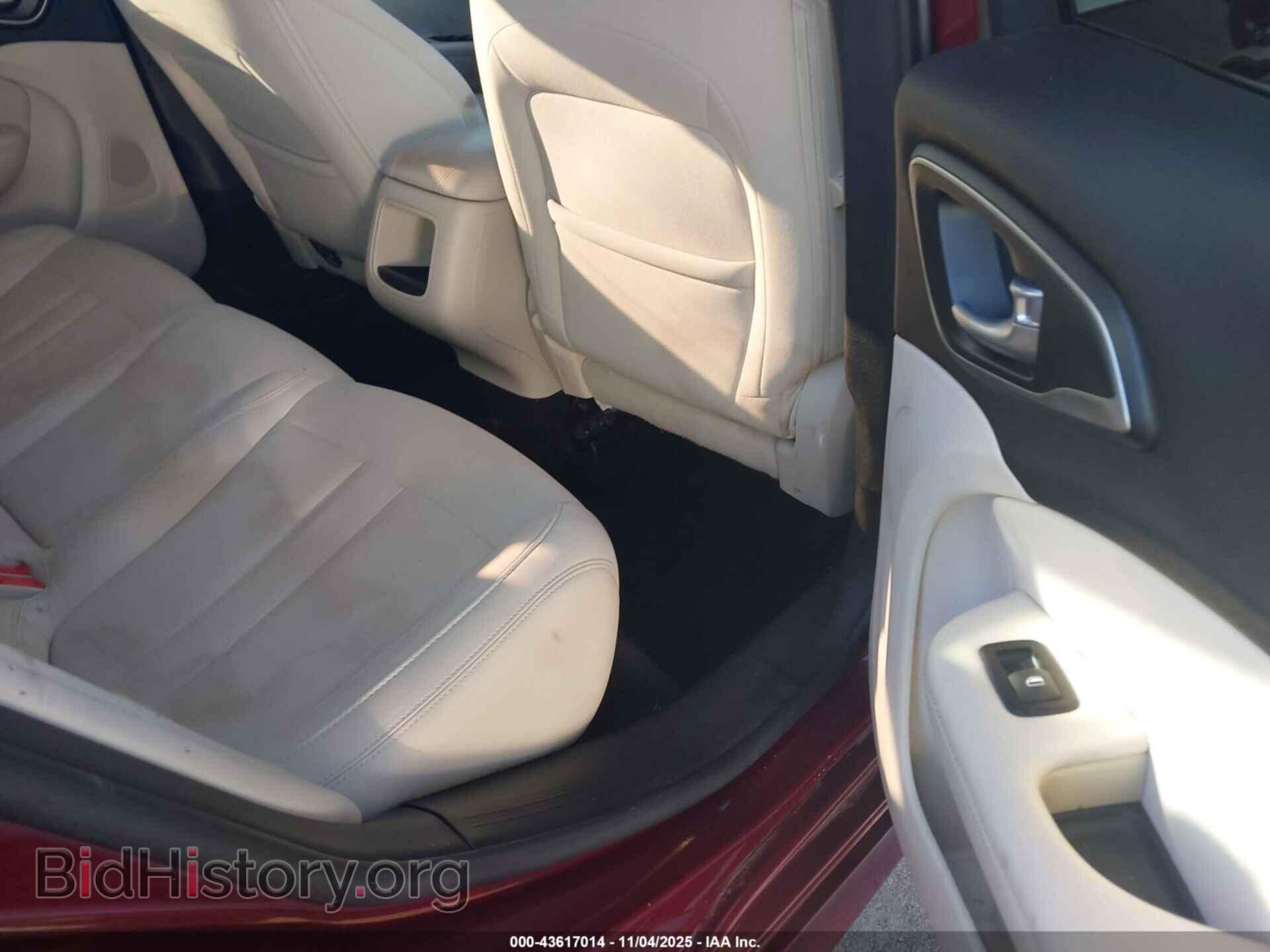 2016 CHRYSLER 200 - VIN: 1C3CCCAB6GN176218 - Фото 8