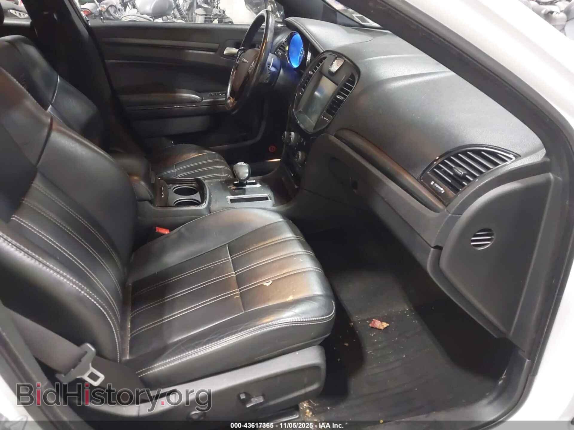 2014 CHRYSLER 300 - VIN: 2C3CCAGG2EH183163 - Фото 5