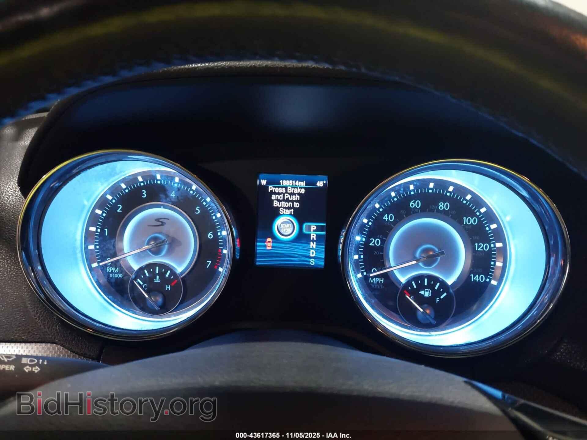 2014 CHRYSLER 300 - VIN: 2C3CCAGG2EH183163 - Фото 7