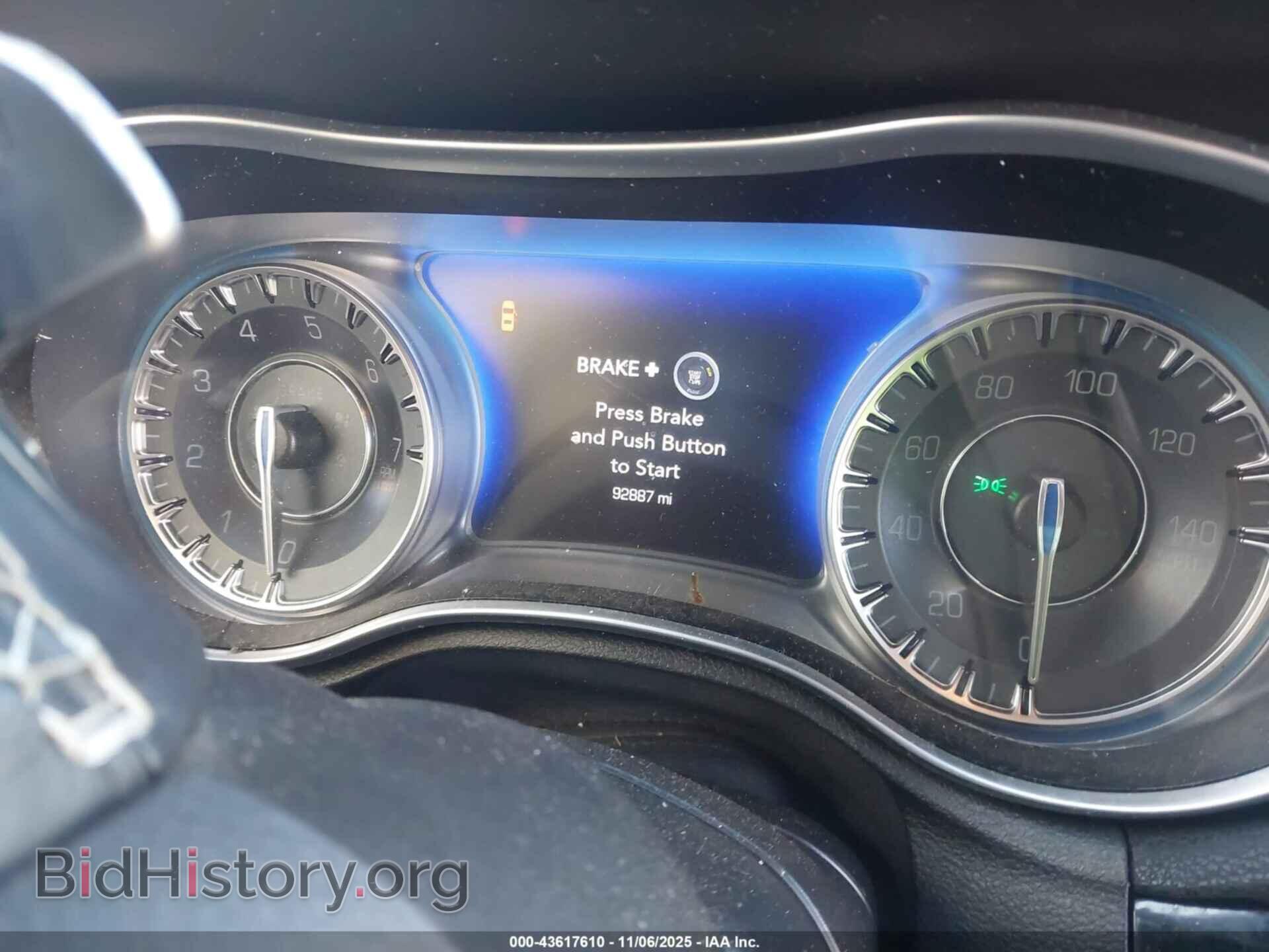 2021 CHRYSLER 300 - VIN: 2C3CCABGXMH589178 - Фото 7