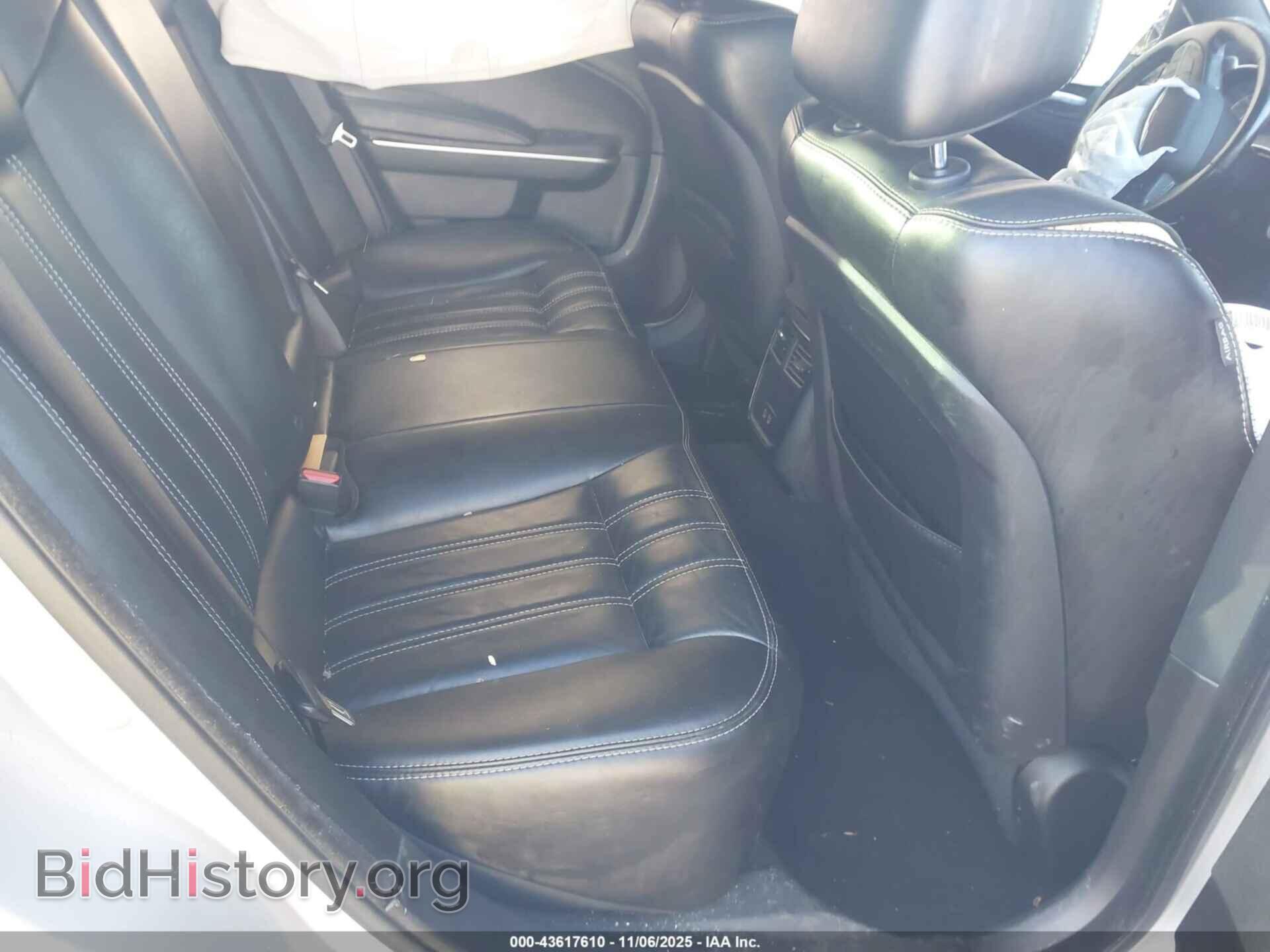 2021 CHRYSLER 300 - VIN: 2C3CCABGXMH589178 - Фото 8