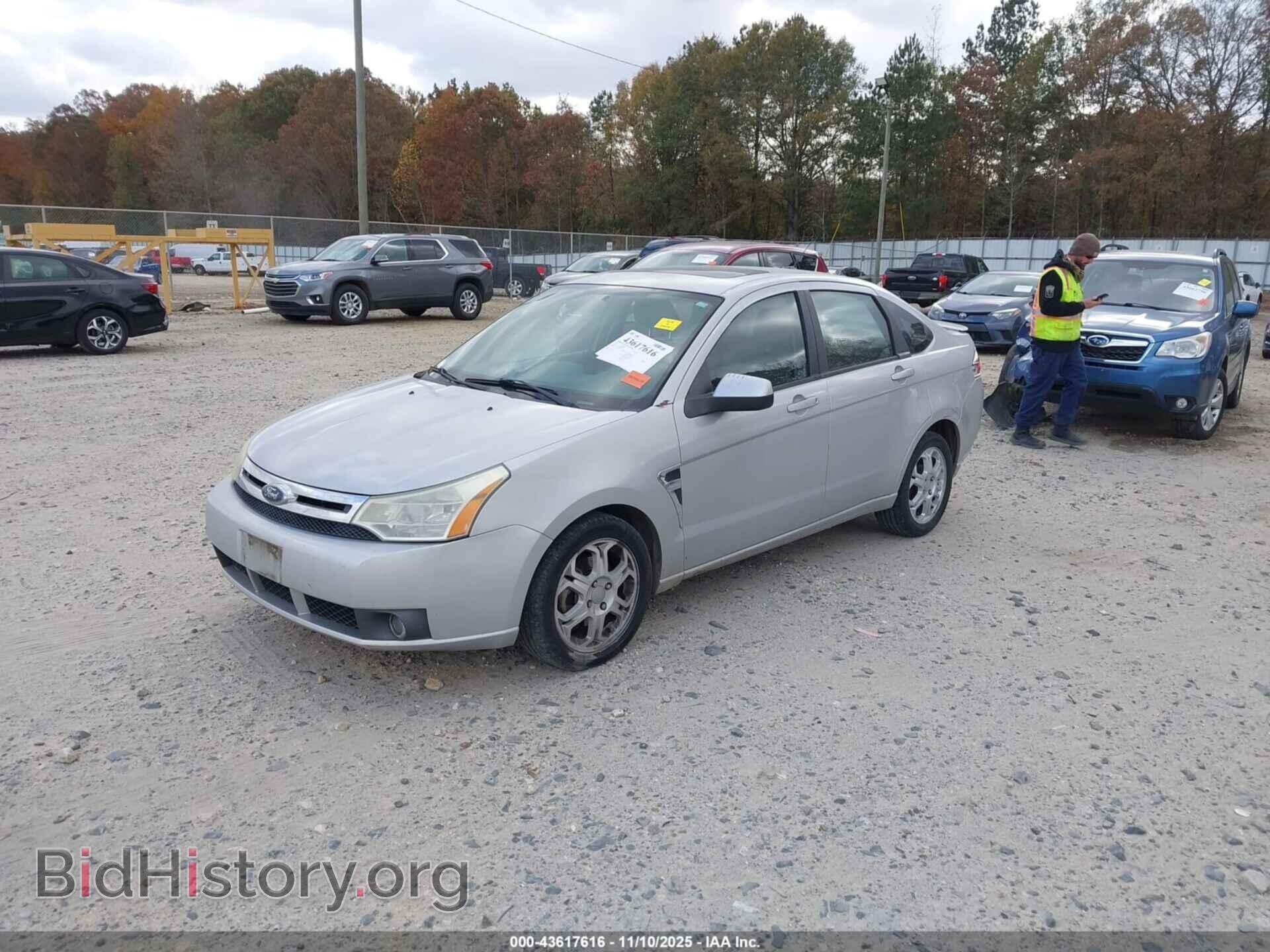 2008 FORD FOCUS - VIN: 1FAHP35N58W211391 - Фото 2