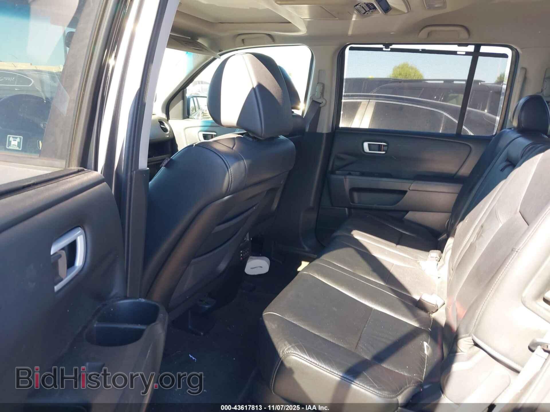 2011 HONDA PILOT - VIN: 5FNYF3H92BB005372 - Фото 8