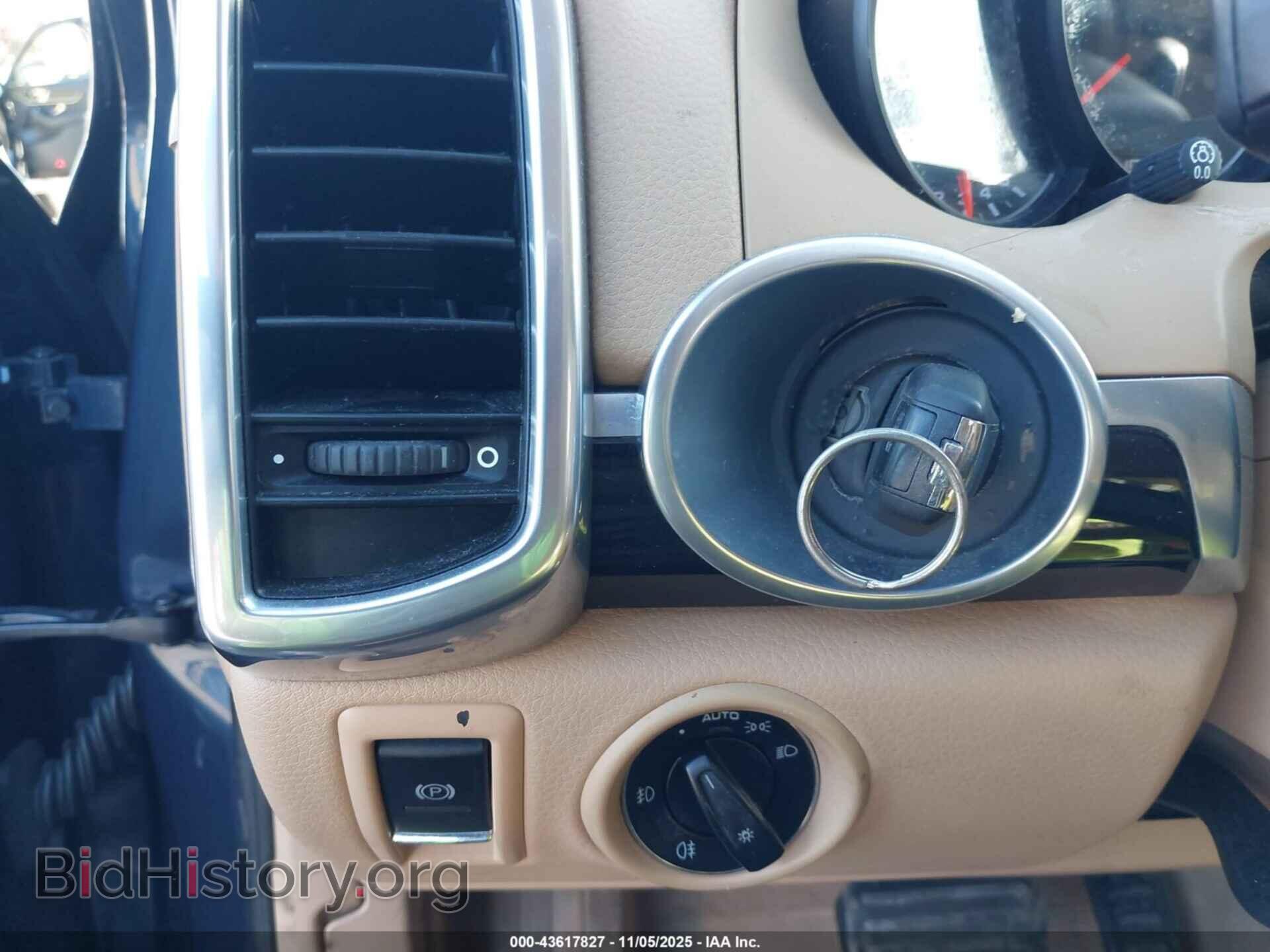 2012 PORSCHE CAYENNE - VIN: WP1AA2A2XCLA00716 - Photo 11