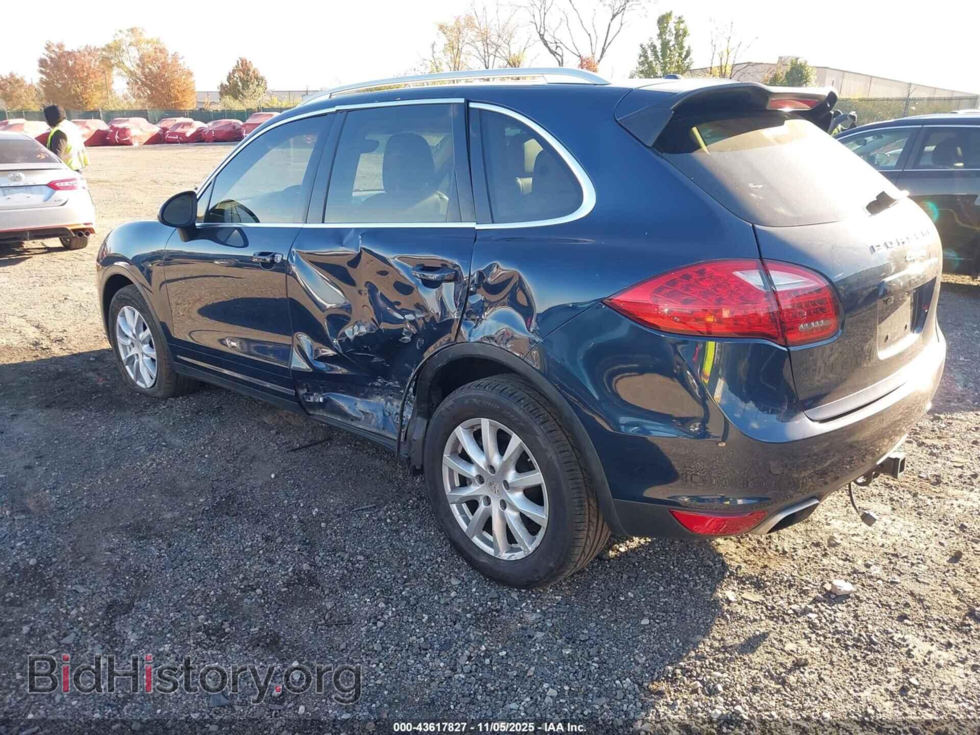 2012 PORSCHE CAYENNE - VIN: WP1AA2A2XCLA00716 - Photo 3