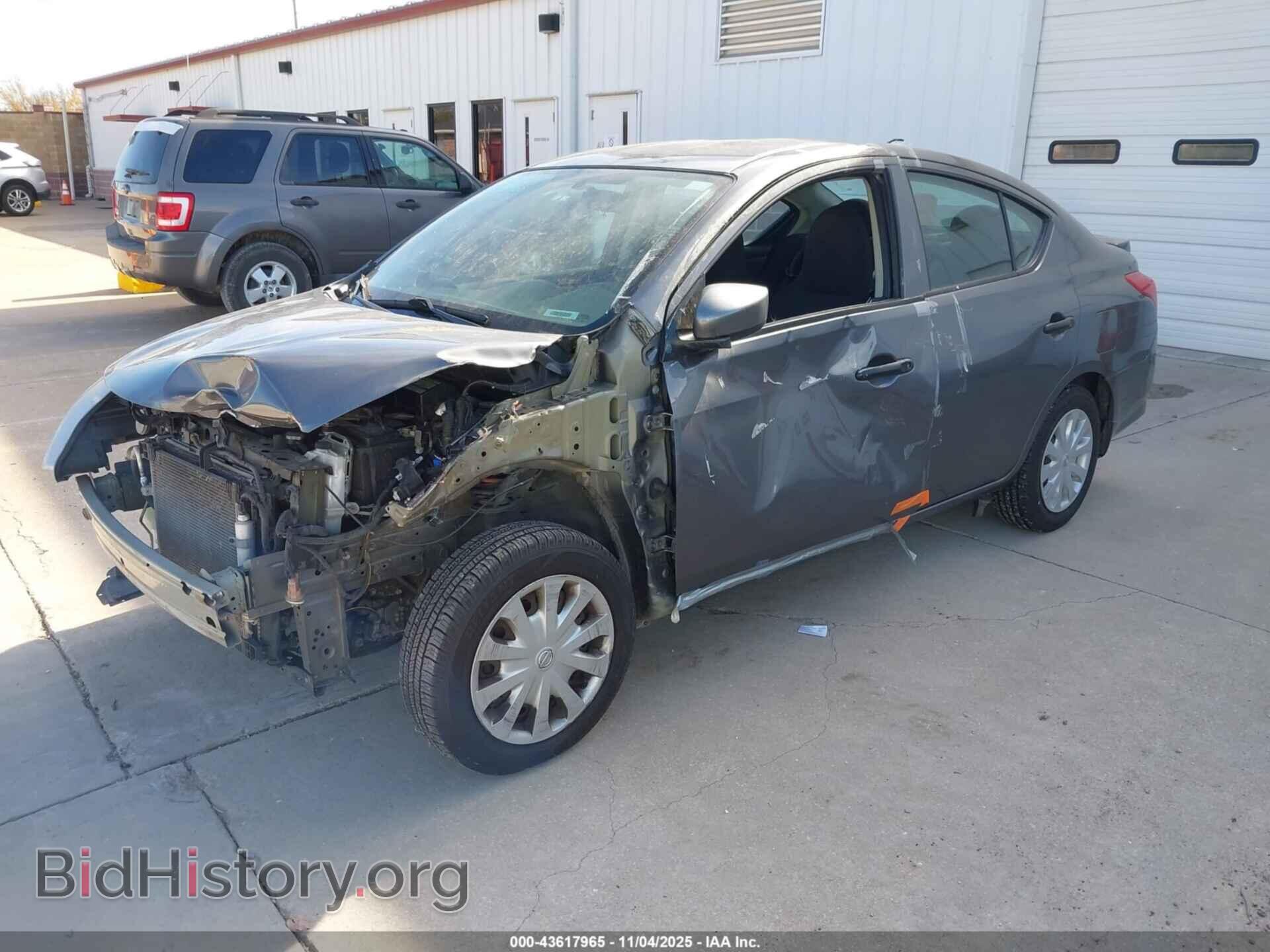 2017 NISSAN VERSA - VIN: 3N1CN7AP3HL893723 - Фото 2