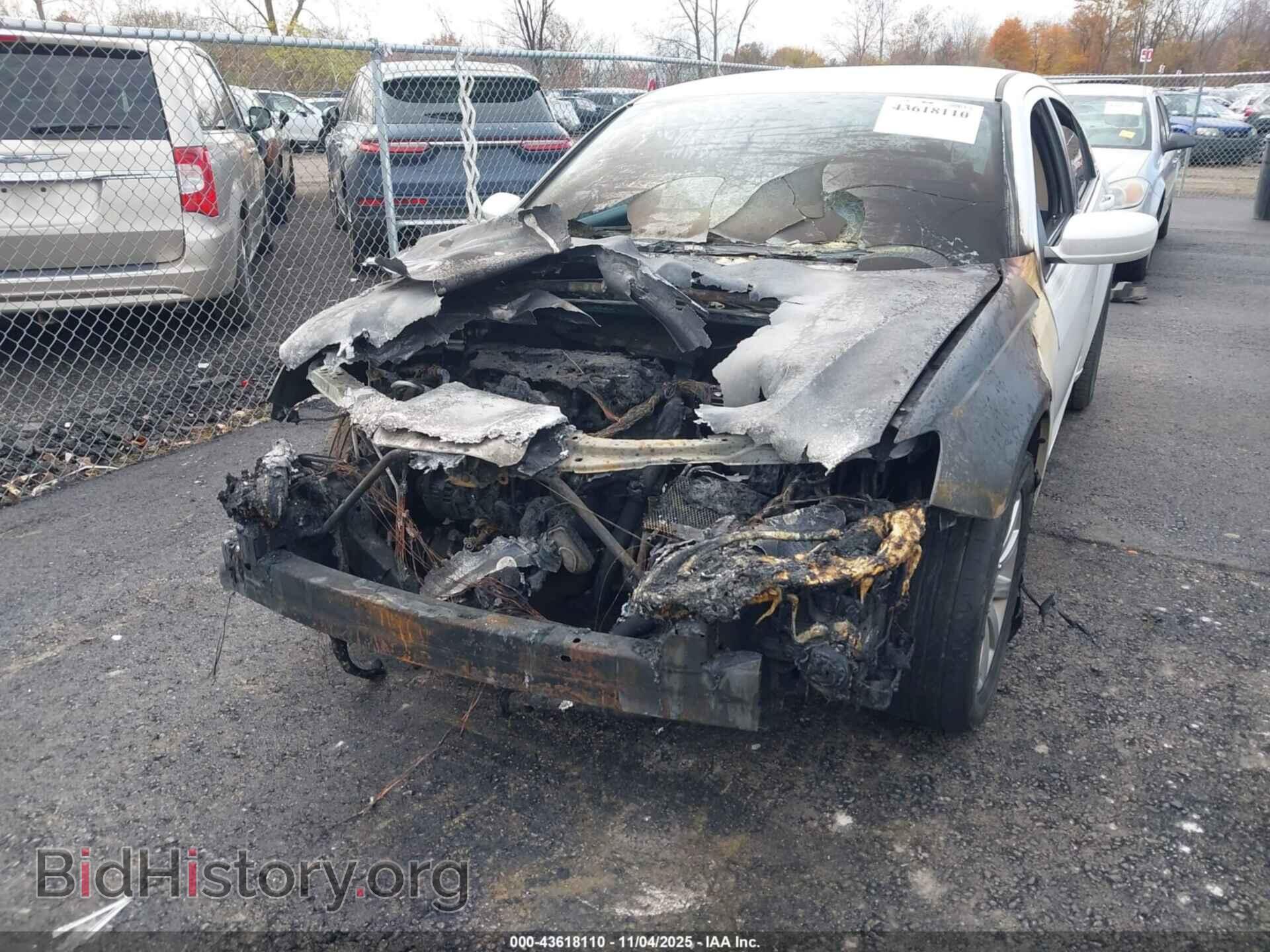 2011 CHRYSLER 200 - VIN: 1C3BC1FB3BN549622 - Фото 6