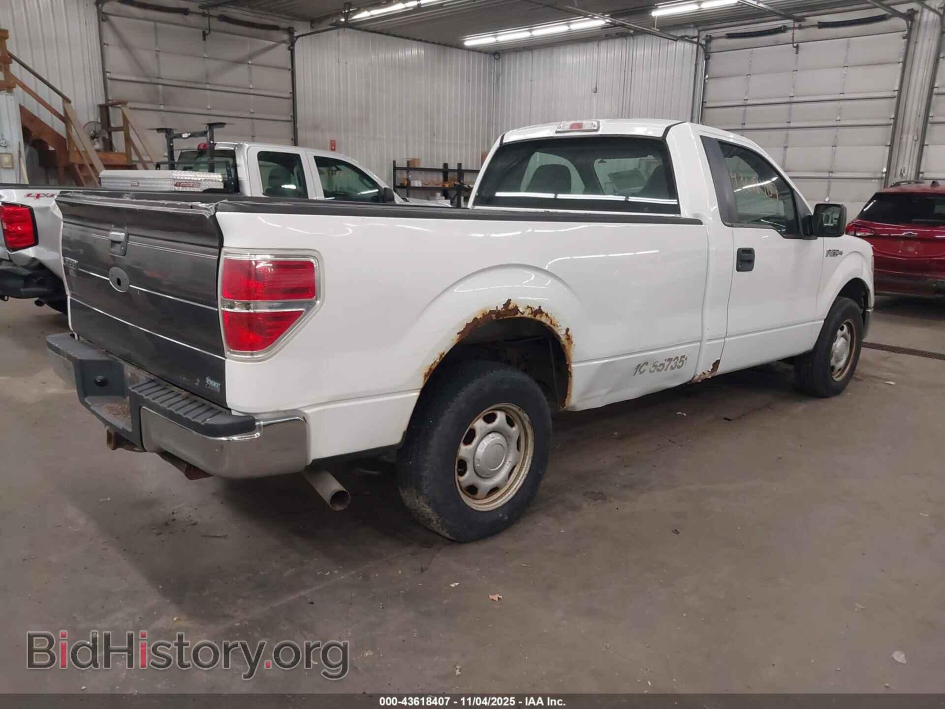 2011 FORD F-150 - VIN: 1FTNF1CF6BKD28704 - Фото 4