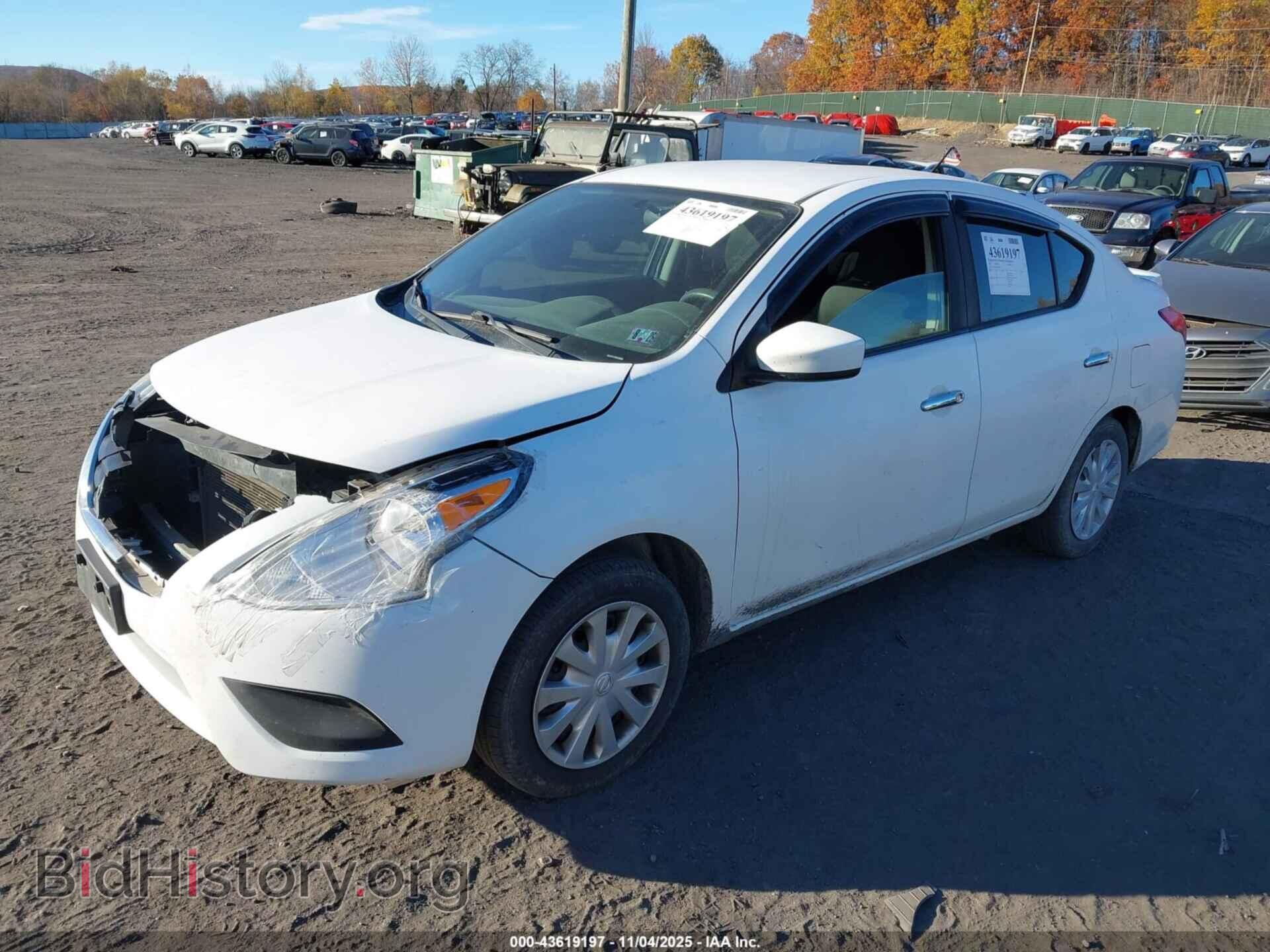 2017 NISSAN VERSA - VIN: 3N1CN7AP3HL804894 - Фото 2