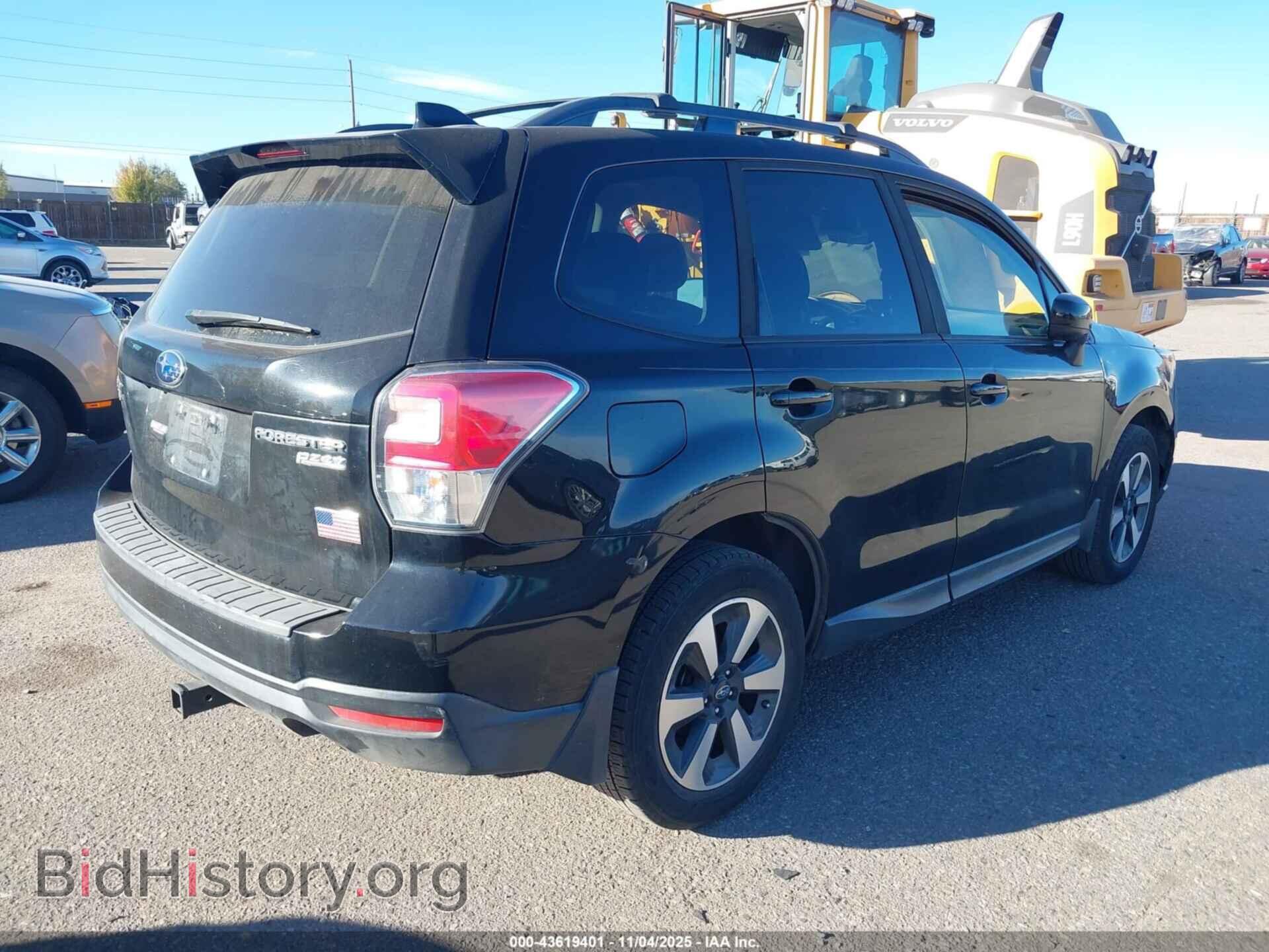 2017 SUBARU FORESTER - VIN: JF2SJAEC2HH403748 - Фото 4