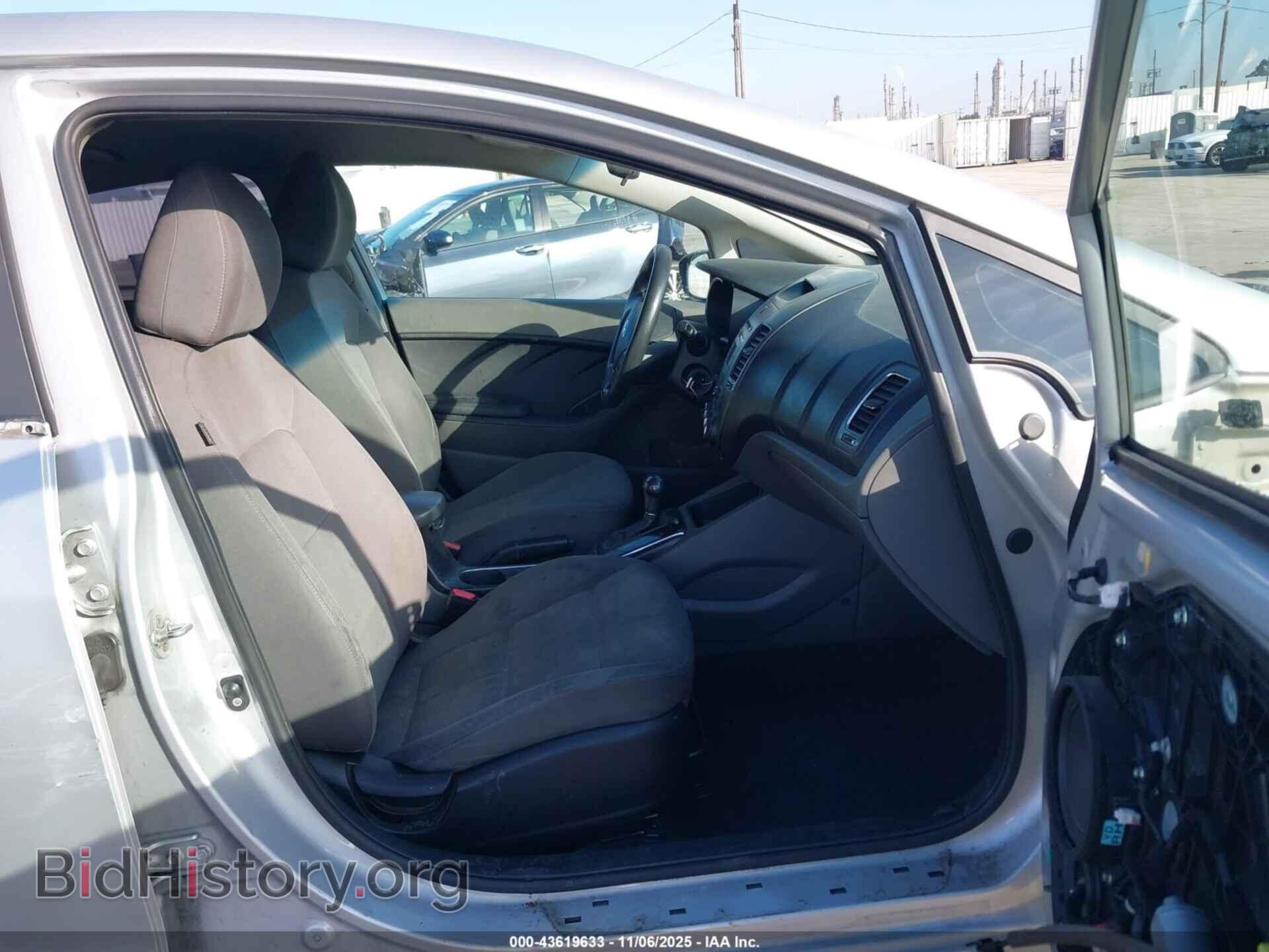 2017 KIA FORTE - VIN: 3KPFK4A78HE143918 - Фото 5