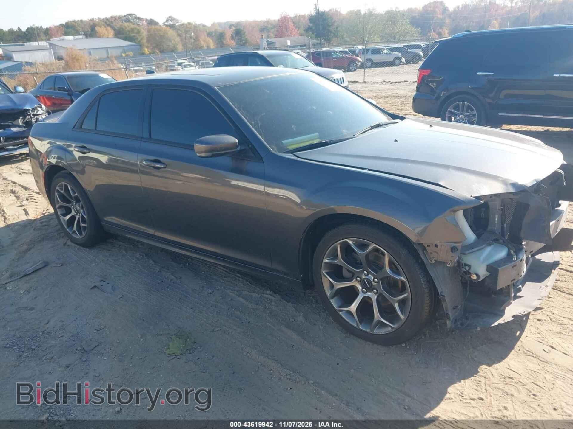 Фотография 2C3CCABG8JH261284 - CHRYSLER 300 2018
