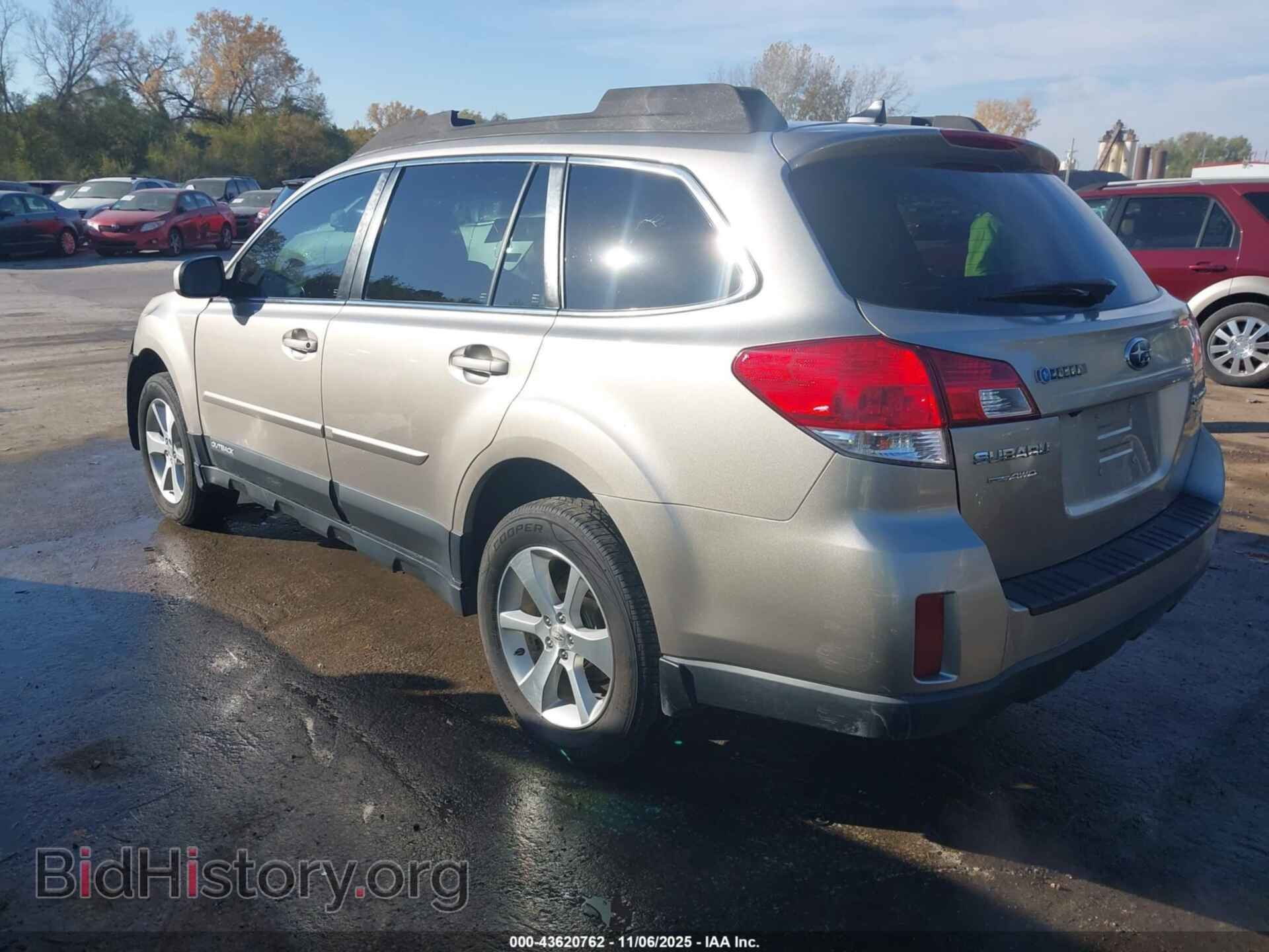 2014 SUBARU OUTBACK - VIN: 4S4BRBLC4E3200929 - Фото 3