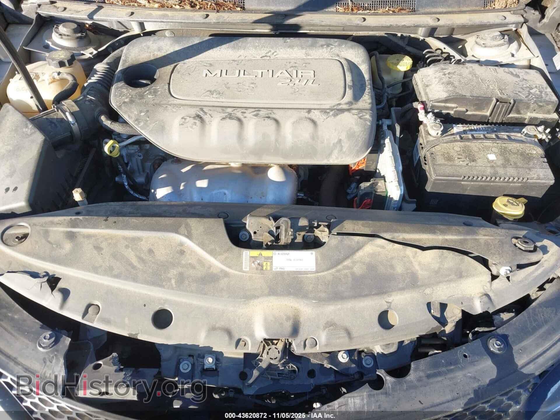 2015 CHRYSLER 200 - VIN: 1C3CCCBB2FN535089 - Фото 10