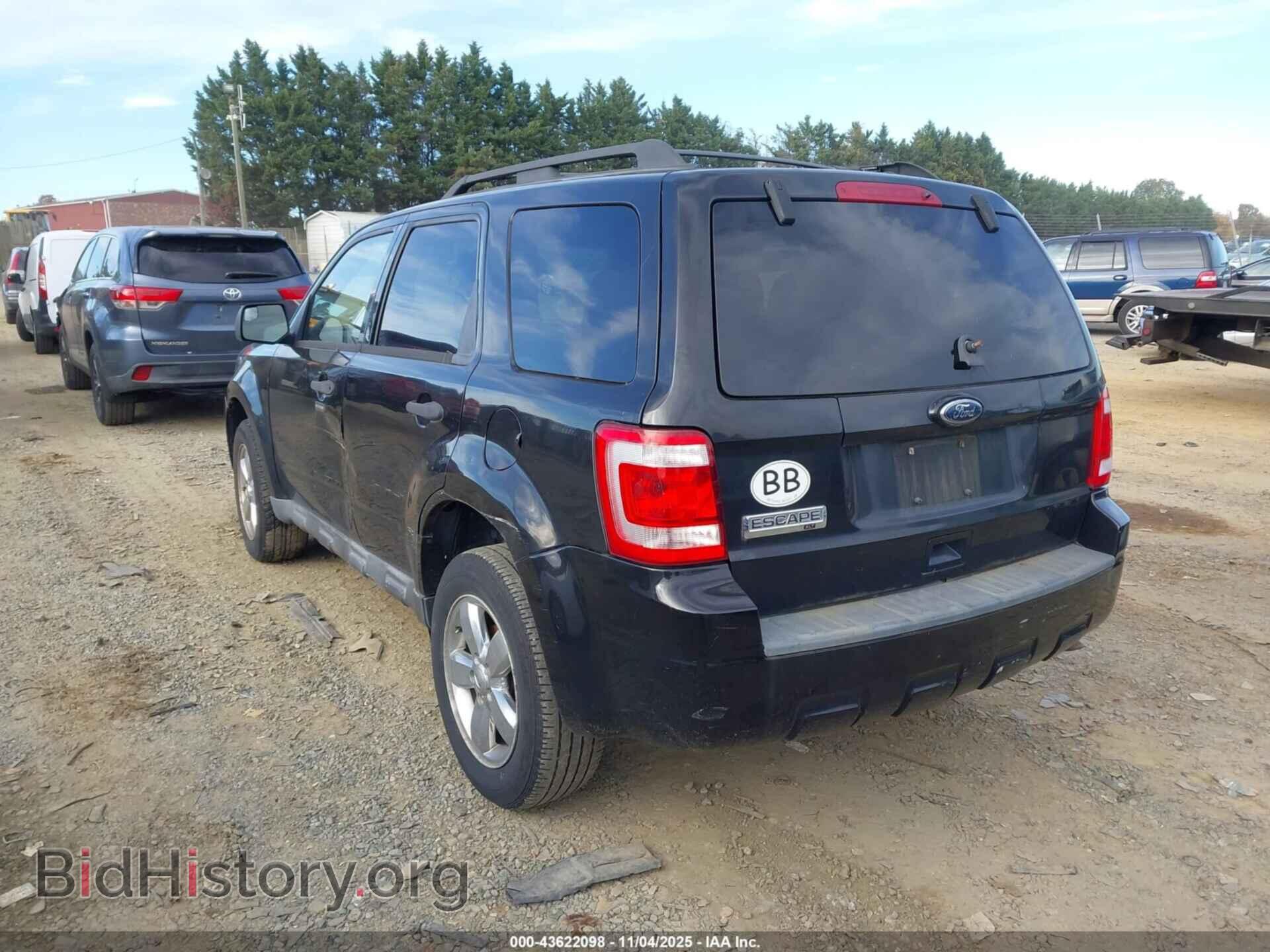 2011 FORD ESCAPE - VIN: 1FMCU9D74BKA66437 - Фото 3
