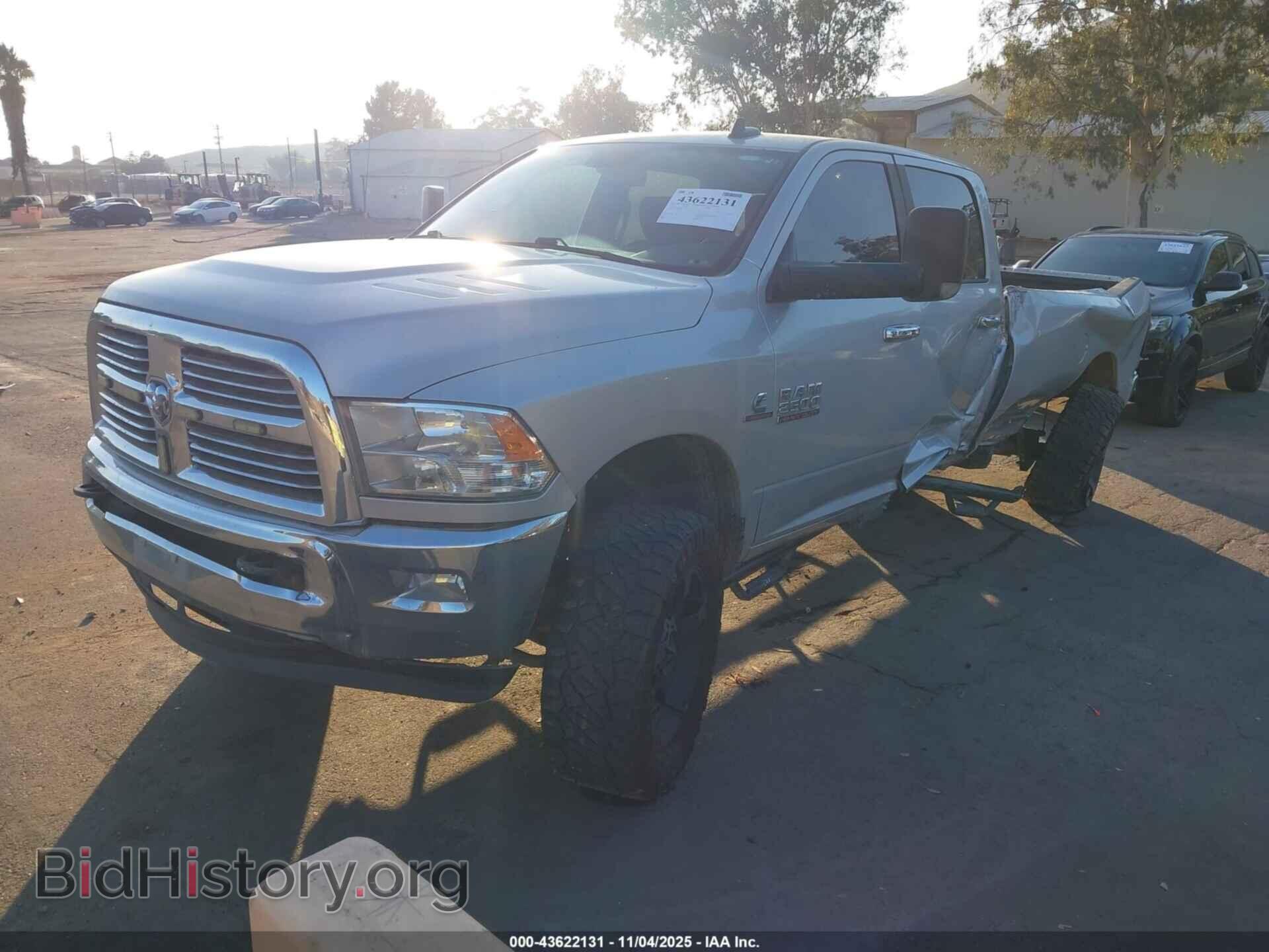 2017 RAM 2500 - VIN: 3C6UR5JL4HG538003 - Фото 2