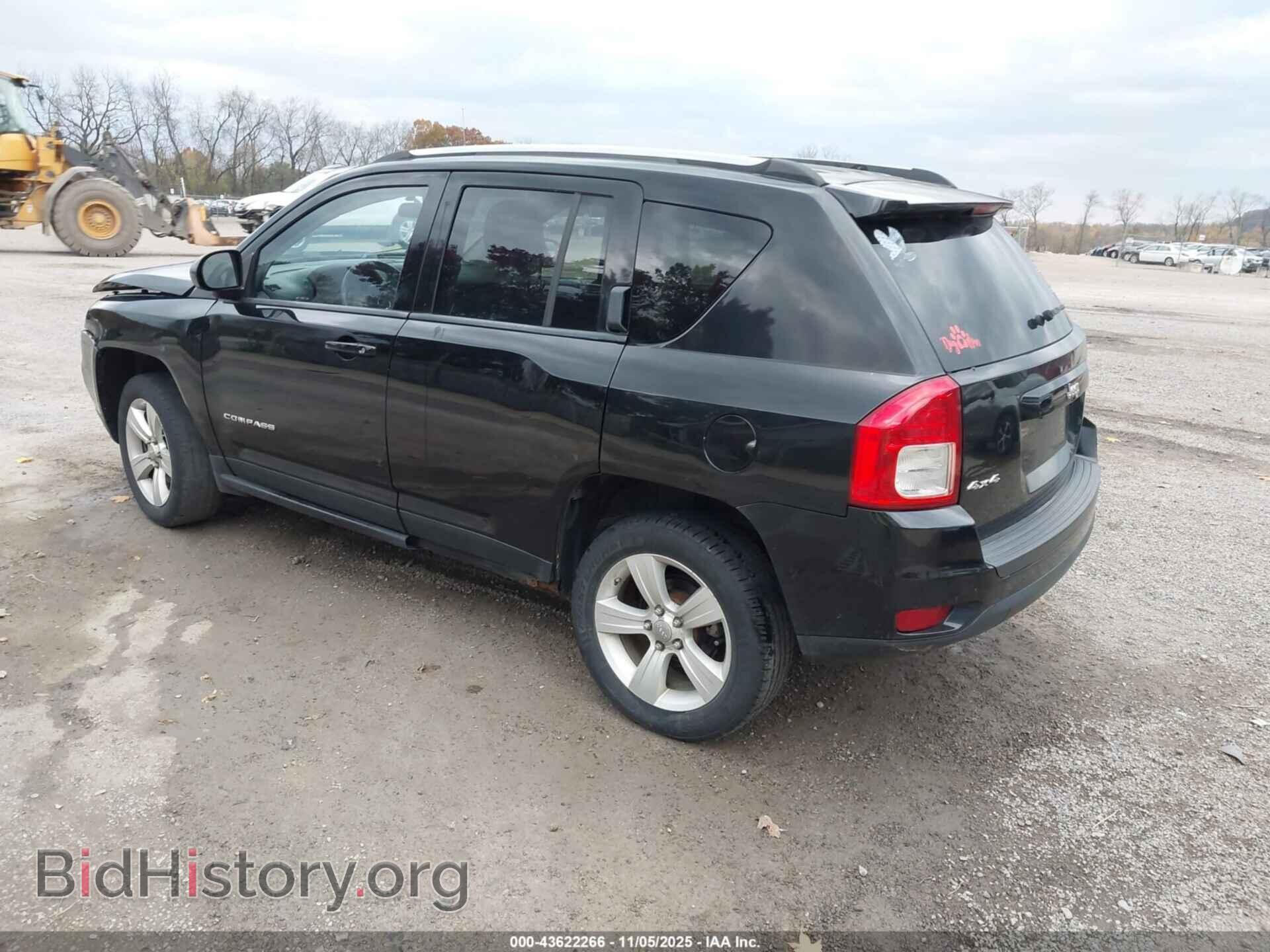2012 JEEP COMPASS - VIN: 1C4NJDBB4CD621070 - Фото 3