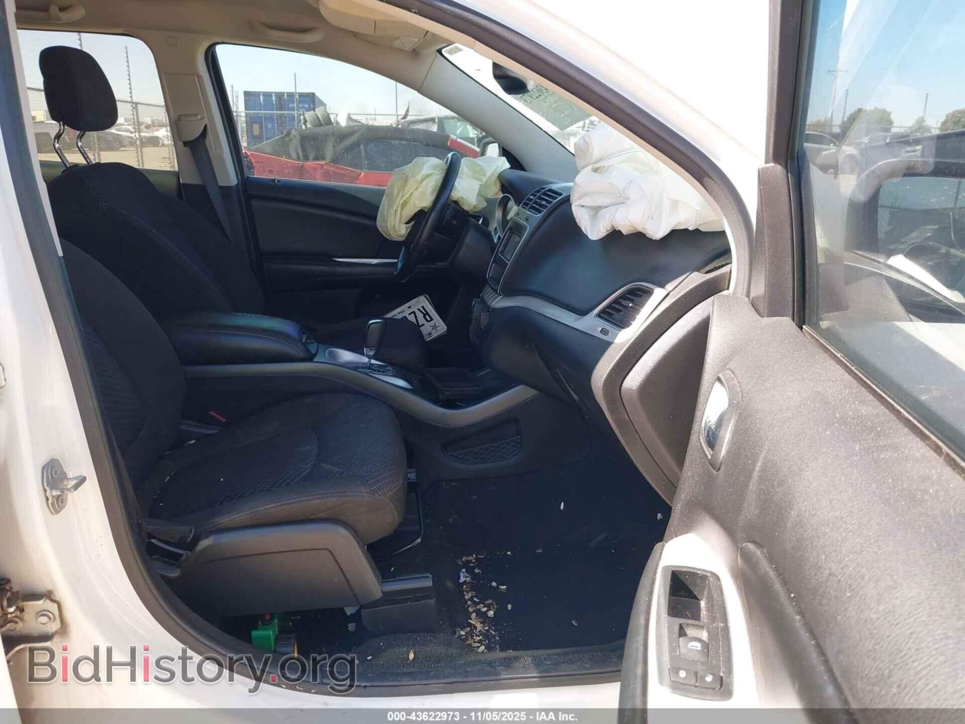 2017 DODGE JOURNEY - VIN: 3C4PDCGBXHT556908 - Фото 5