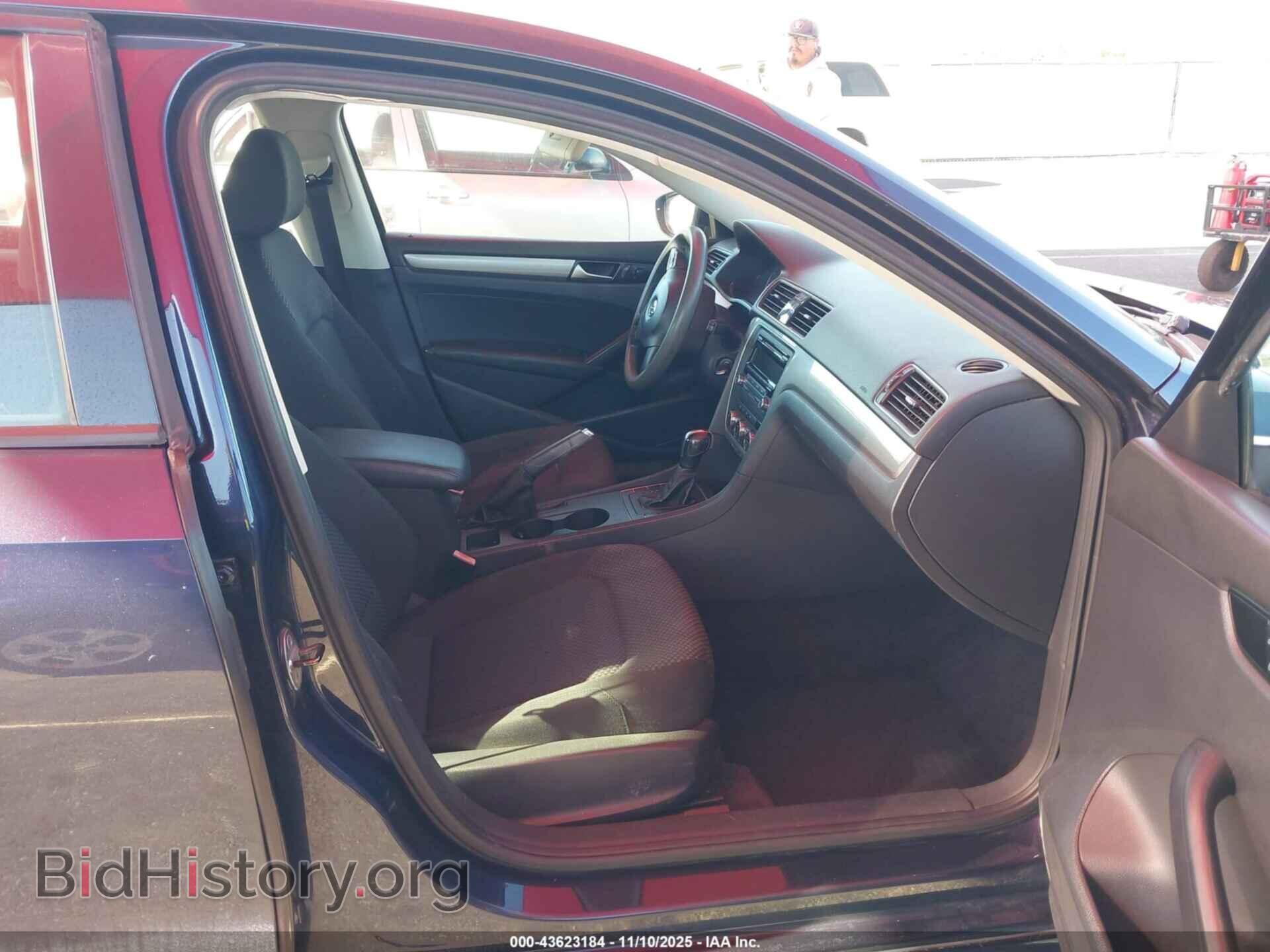 2012 VOLKSWAGEN PASSAT - VIN: 1VWAP7A37CC064733 - Фото 5