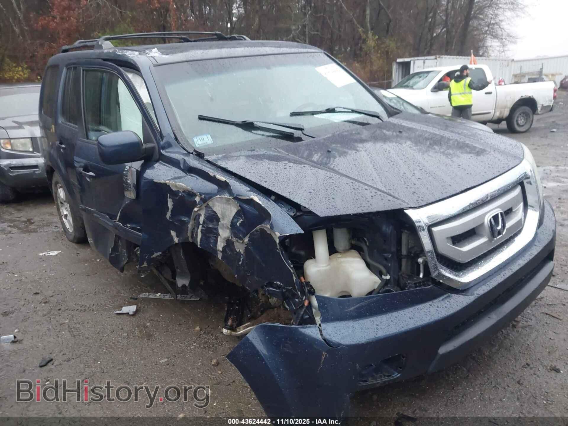 Photo 5FNYF4H66BB028133 - HONDA PILOT 2011