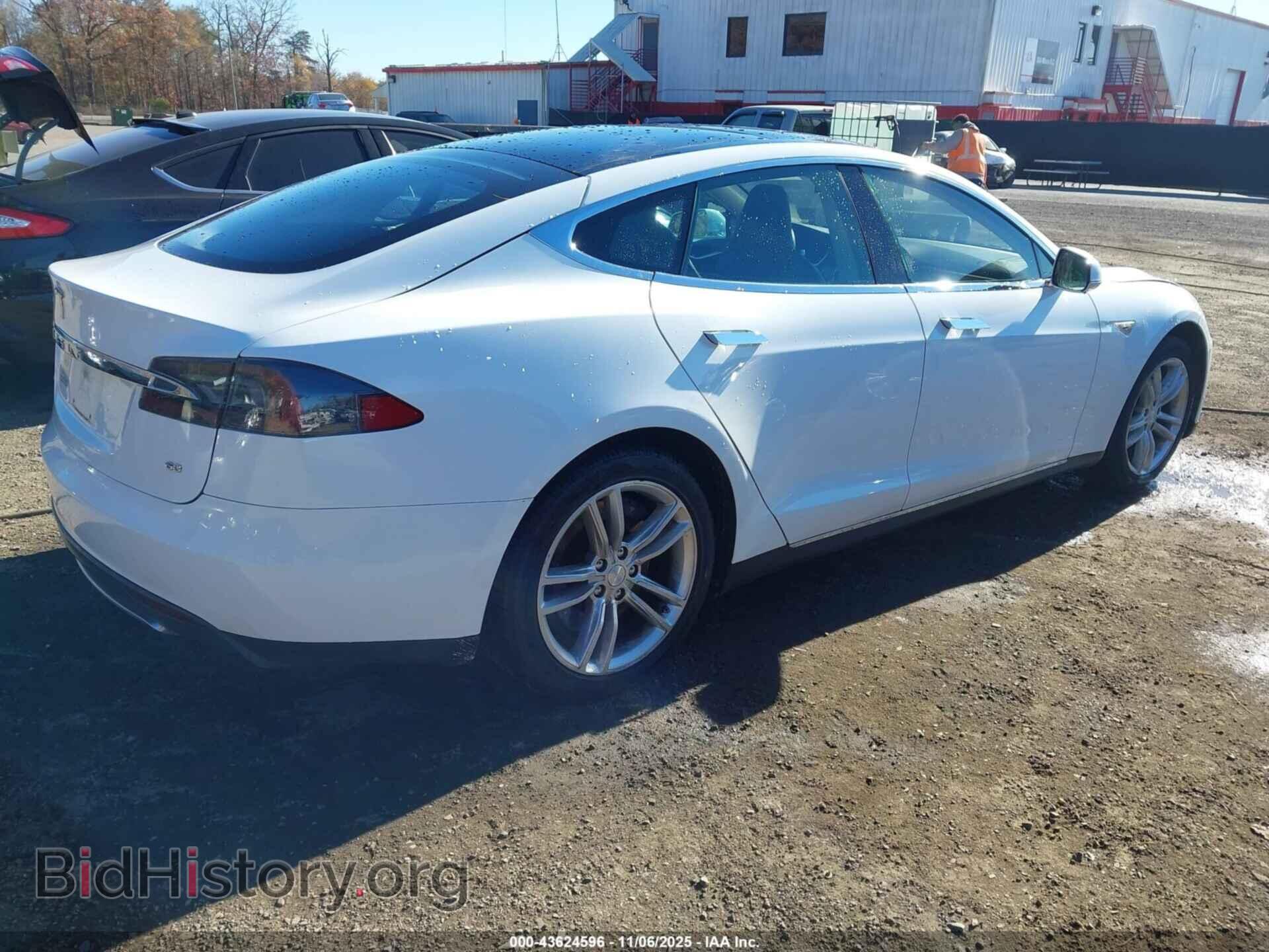 2013 TESLA MODEL S - VIN: 5YJSA1AG2DFP11231 - Photo 4