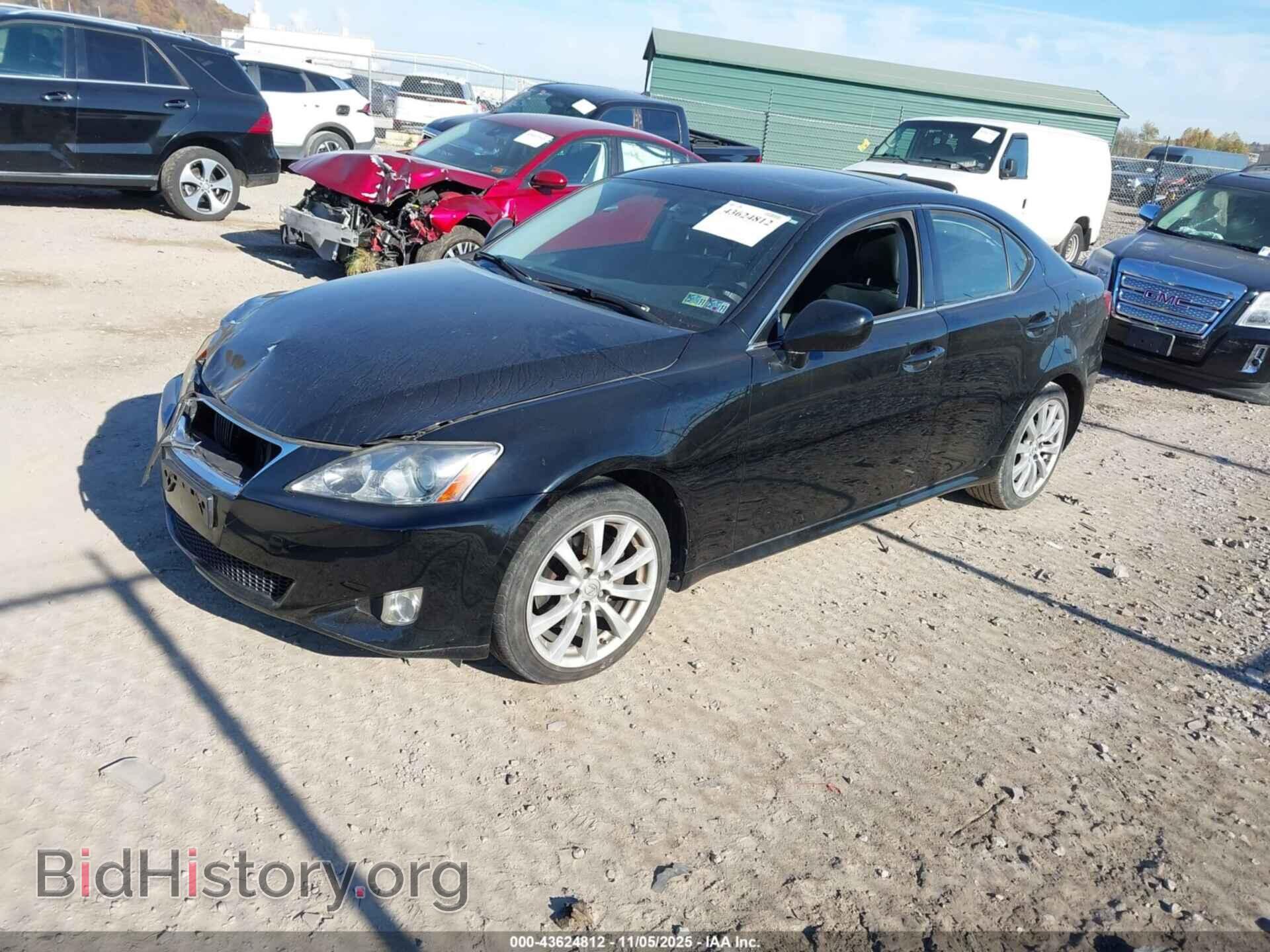 2008 LEXUS IS 250 - VIN: JTHCK262182024978 - Photo 2