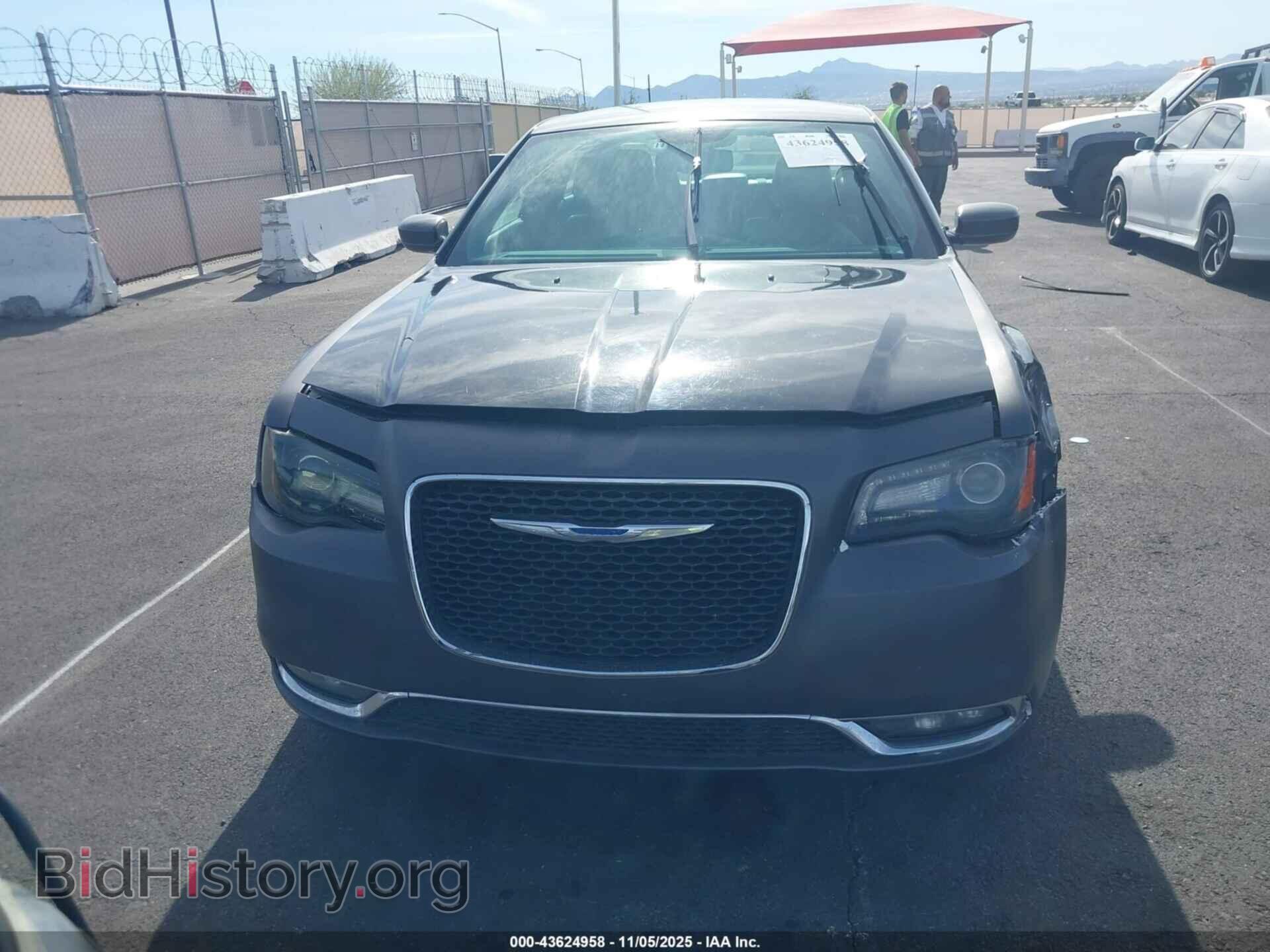 2014 CHRYSLER 300 - VIN: 2C3CCABG3EH273168 - Фото 12
