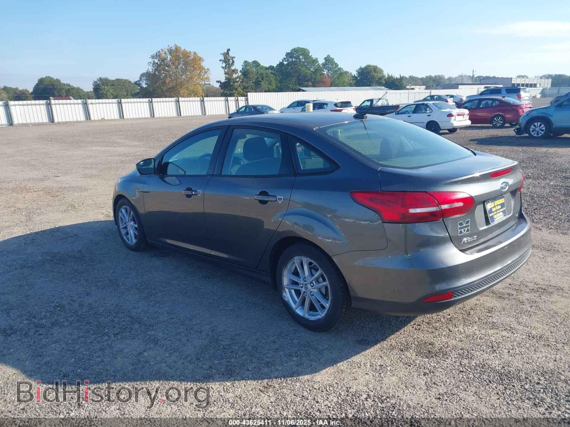 2017 FORD FOCUS - VIN: 1FADP3F25HL320051 - Фото 3