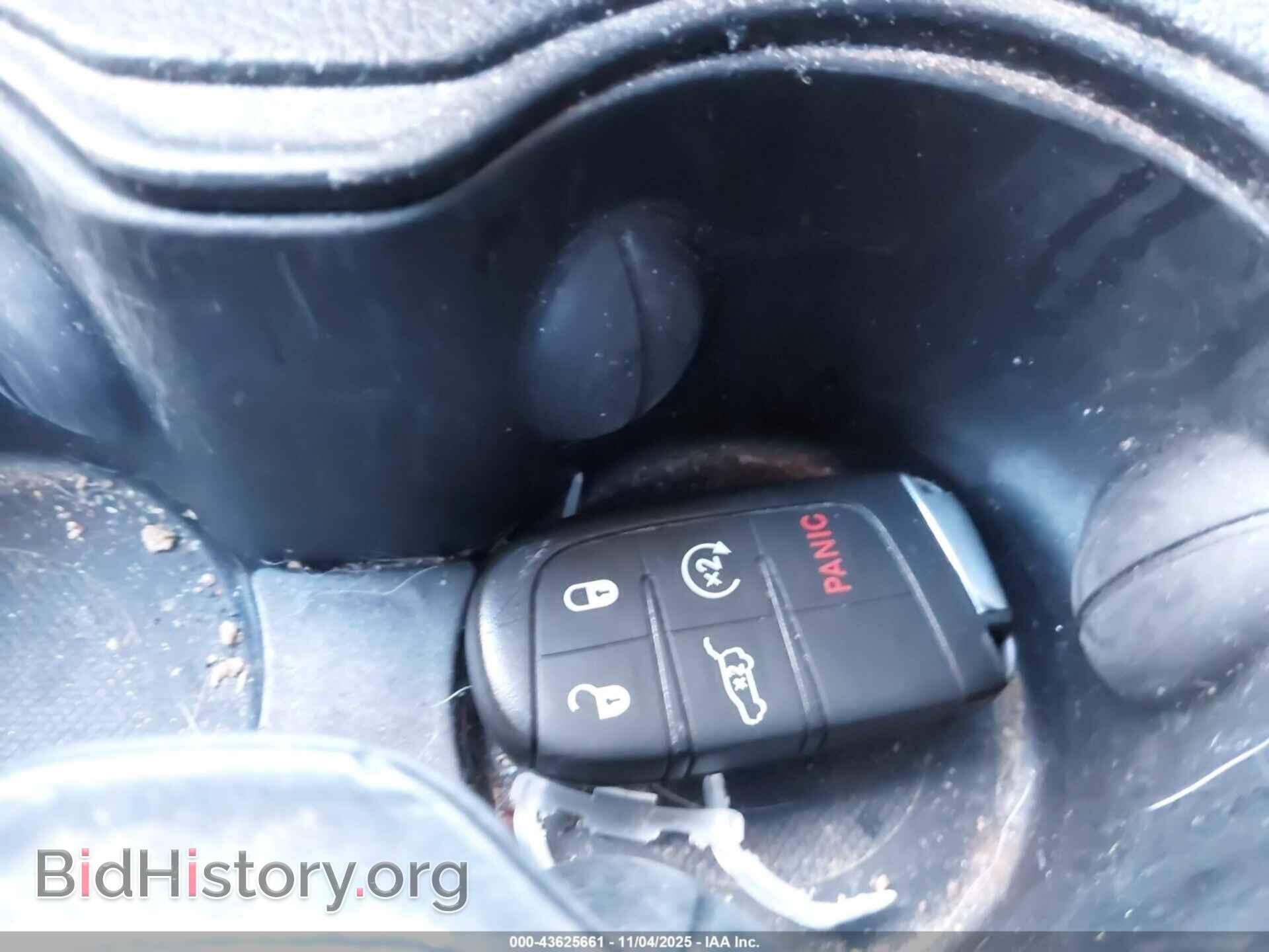 2018 JEEP COMPASS - VIN: 3C4NJDDB4JT169724 - Фото 11
