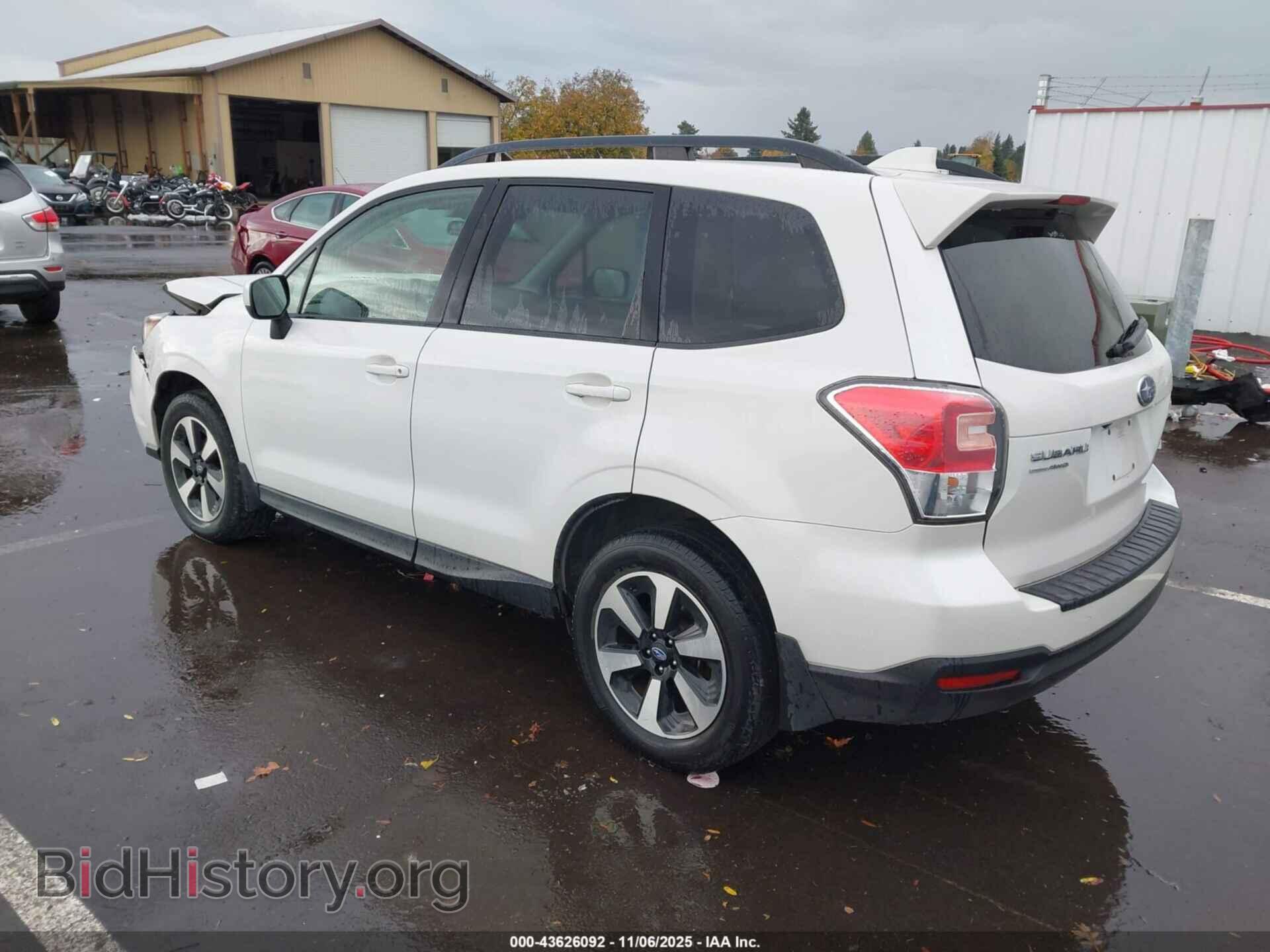 2017 SUBARU FORESTER - VIN: JF2SJAGC9HH804663 - Фото 3