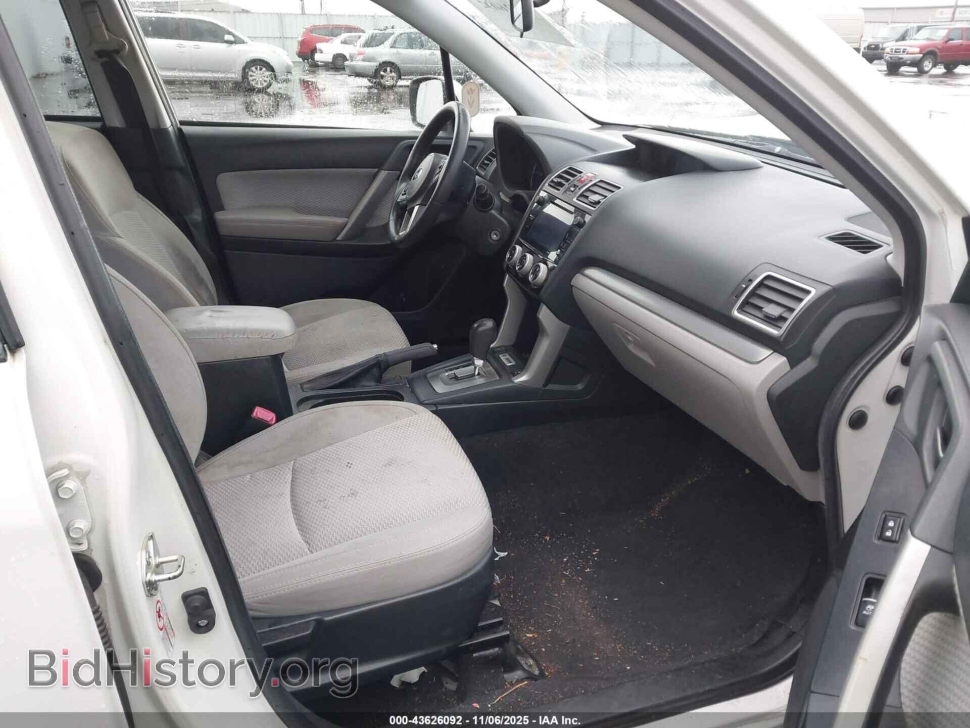 2017 SUBARU FORESTER - VIN: JF2SJAGC9HH804663 - Фото 5