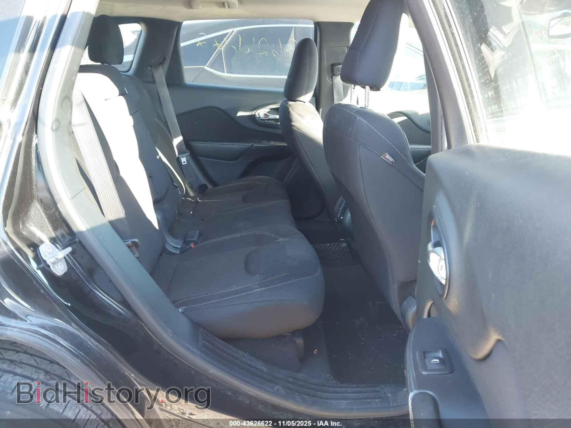 2016 JEEP CHEROKEE - VIN: 1C4PJMCS7GW204253 - Фото 8