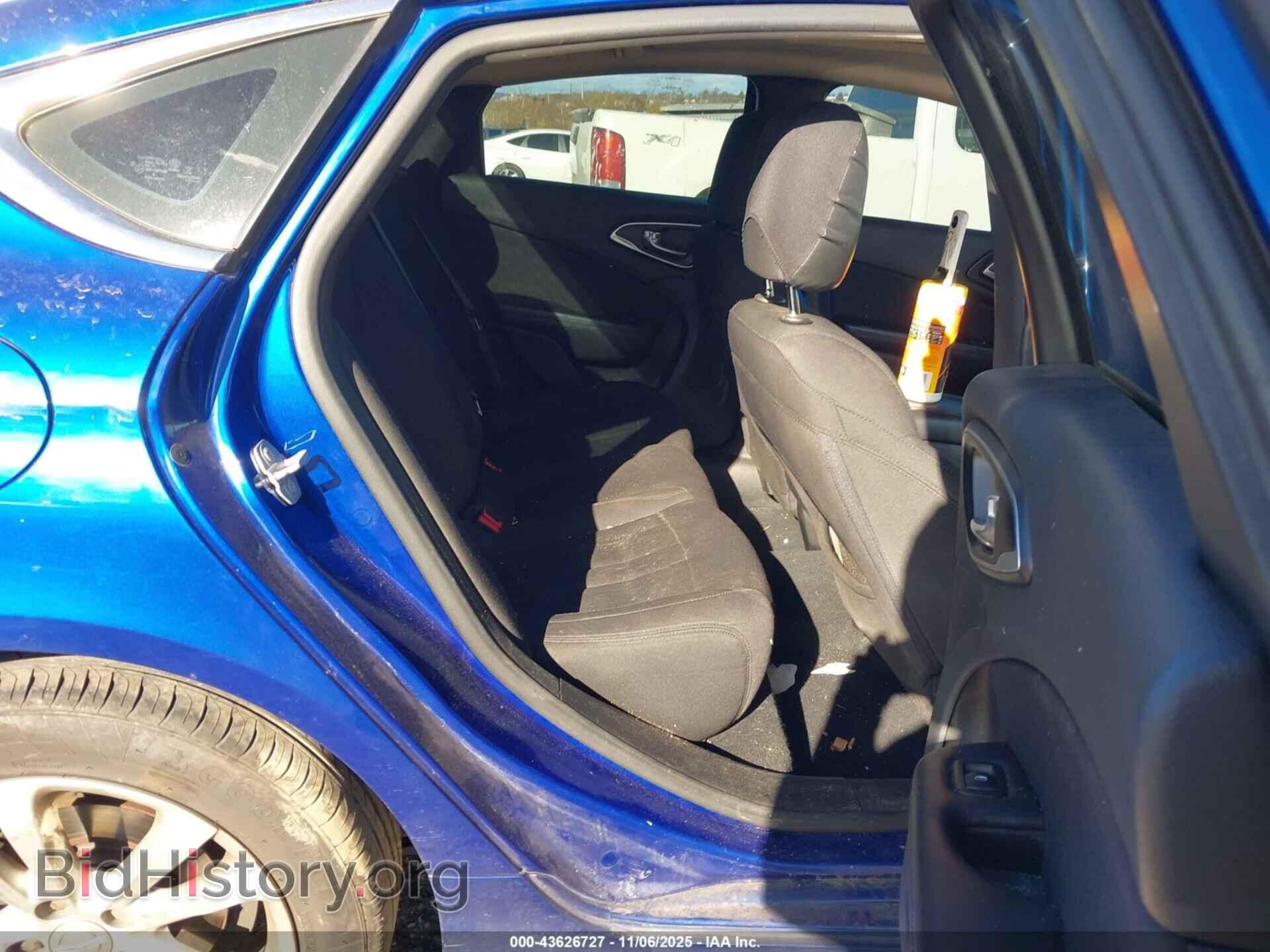 2015 CHRYSLER 200 - VIN: 1C3CCCAB1FN632690 - Фото 8