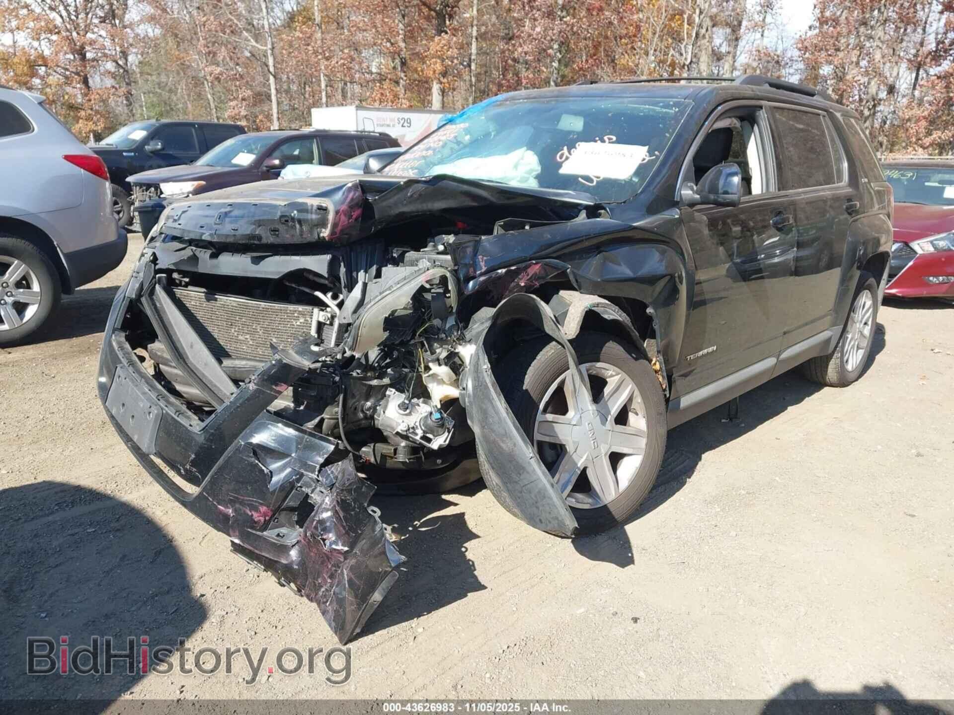 2011 GMC TERRAIN - VIN: 2CTALUEC1B6320111 - Photo 2